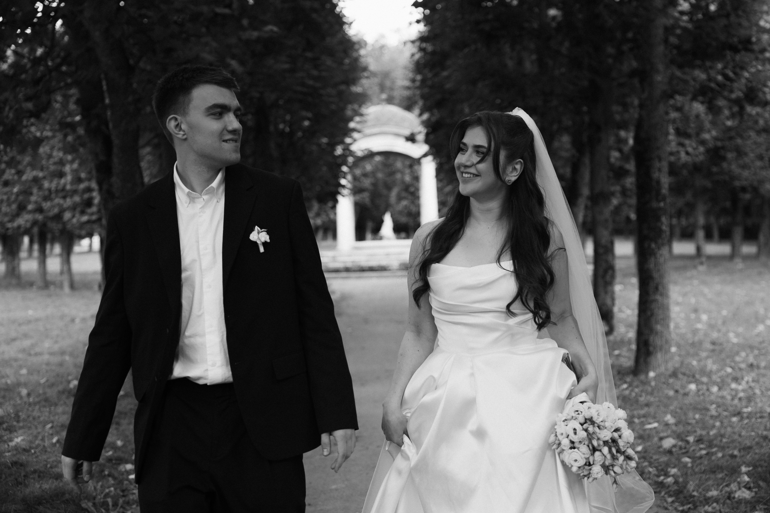 Утро в отеле Twelve Reasons и банкет в усадьбе Шелепаново. Свадебный фотограф Москва Анастасия Храмова