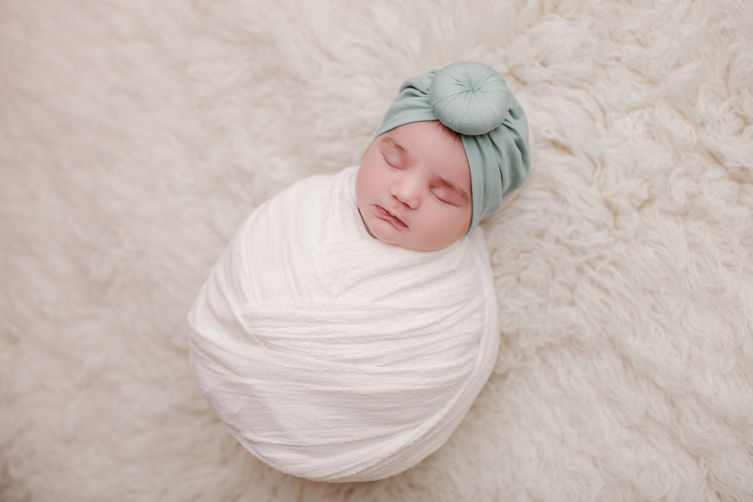 Новорождённые. Фотограф новорождённых в Москве и МО