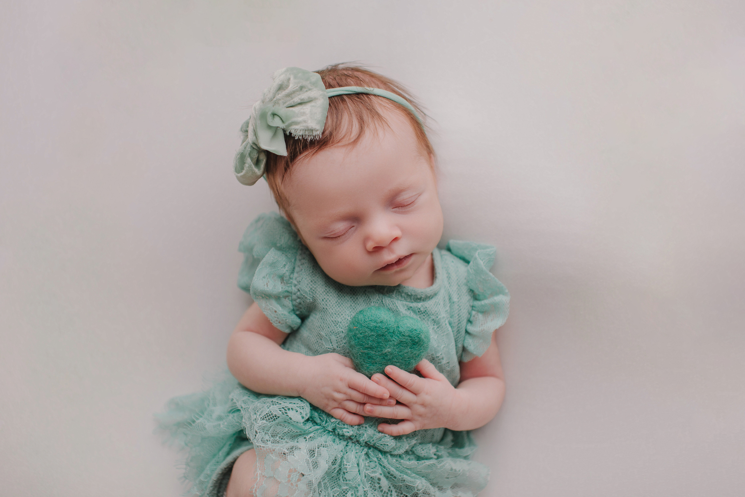 Новорождённые. Фотограф новорождённых в Москве и МО