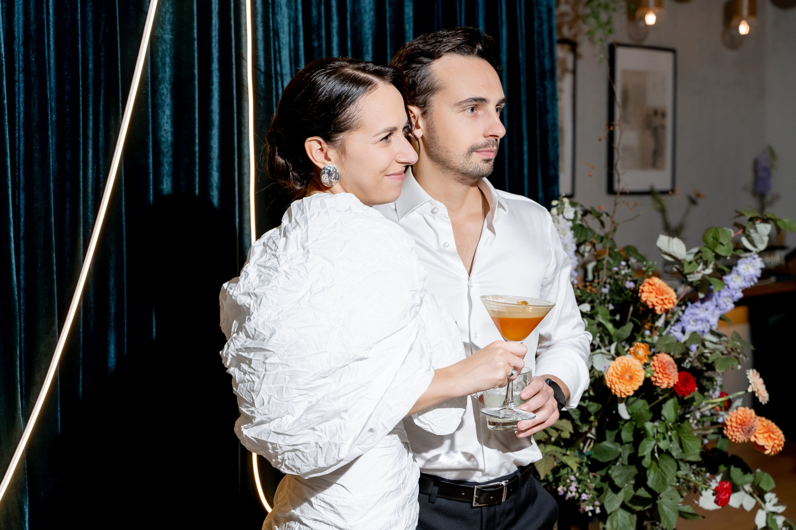 Репортаж мероприятия, репортажная съемка в Москве и Московской области, фотограф на мероприятие, фотосъемка юбилея, репортаж свадьбы, event, фотосессия на фотозоне, фотограф на юбилей, фотограф на день рождения, репортажный фотограф, съемка мероприятия, съемка на фотозоне, фотограф на корпоратив, фотограф на свадьбу, фотограф на детский праздник, фотограф на выпускной. Свадебный репортаж в лофте.