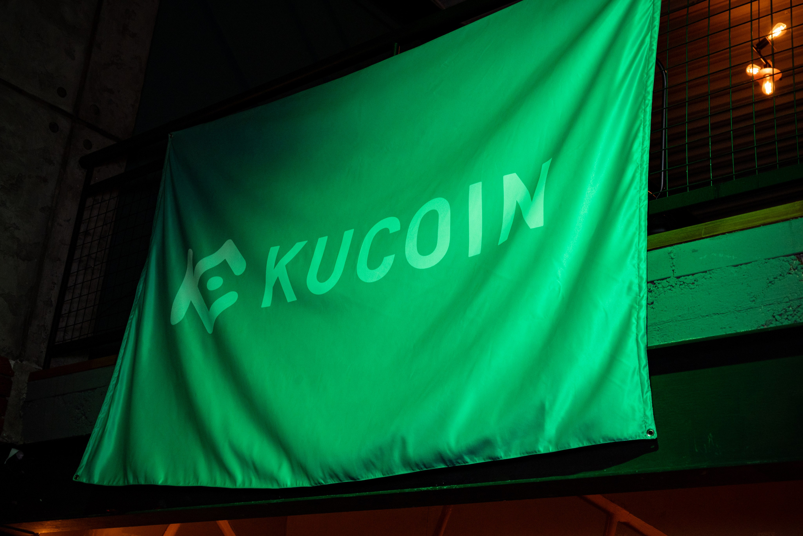 Конференция от криптобиржи KuCoin. Фотограф мероприятий в Москве