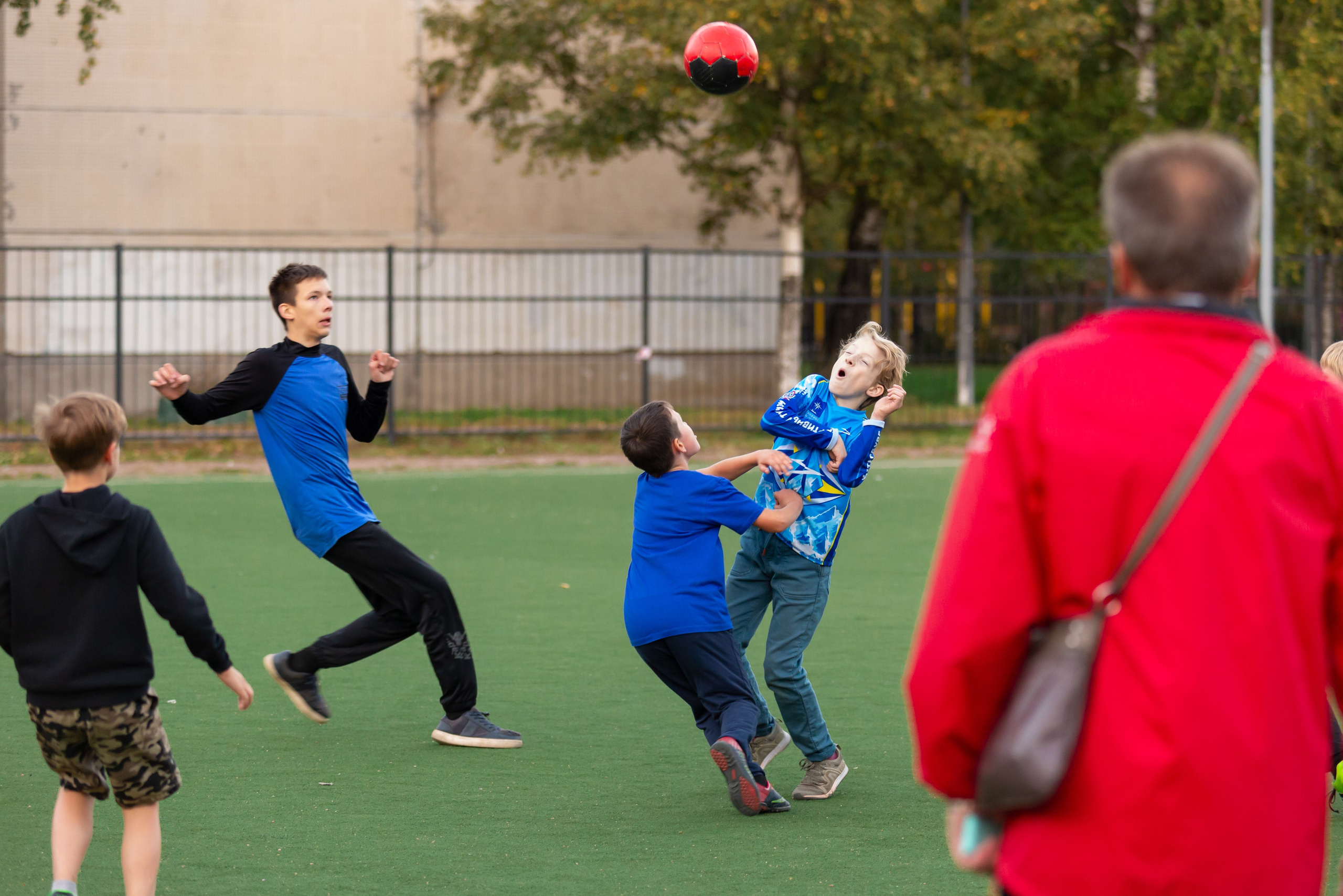 20.09.2024 Футбол, да здравствует футбол!!!. Семейный и детский фотограф в Санкт-Петербурге Пуликов Дмитрий