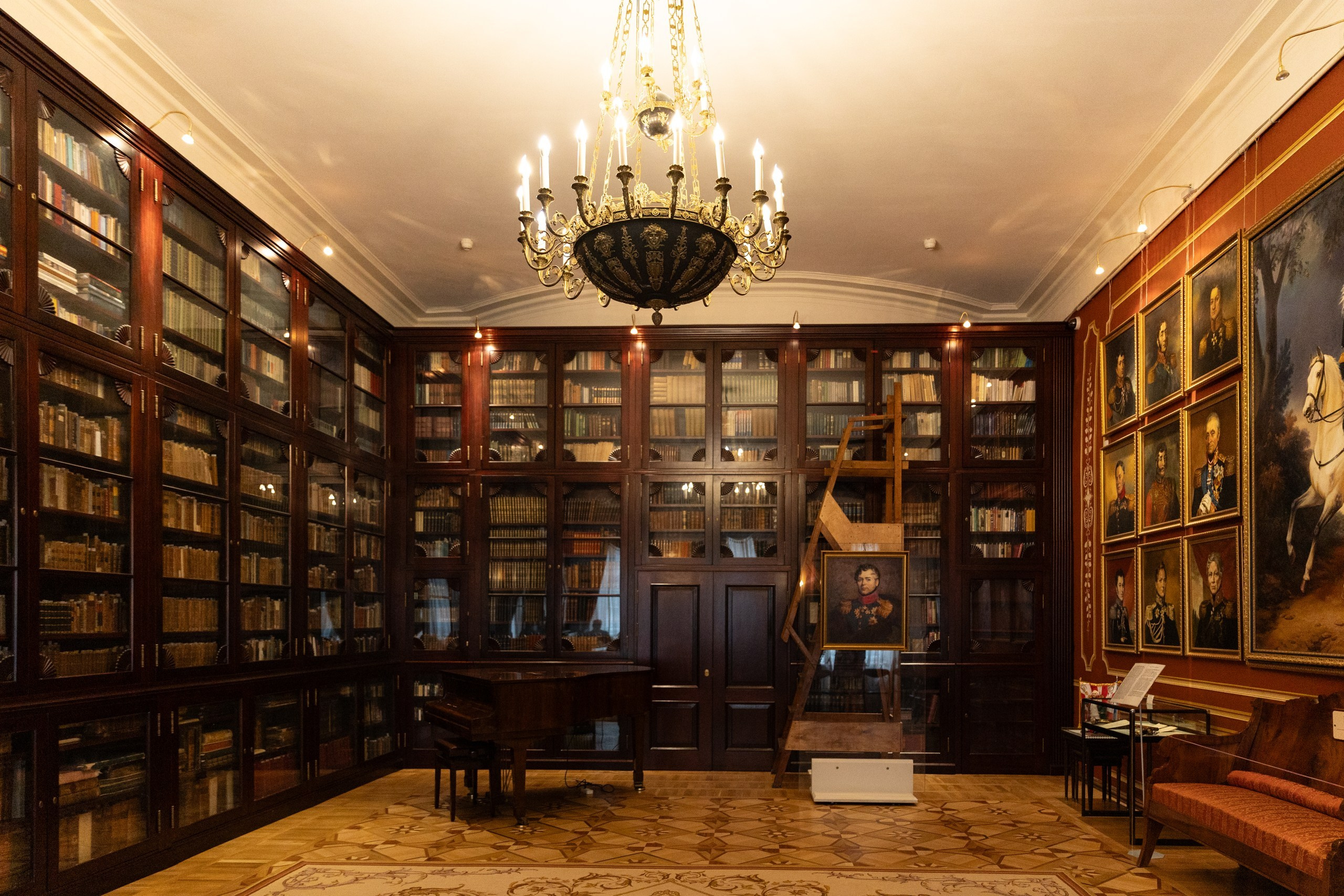 Корпоративная экскурсия. Усадьба Большие Вяземы. Свадебный и семейный фотограф