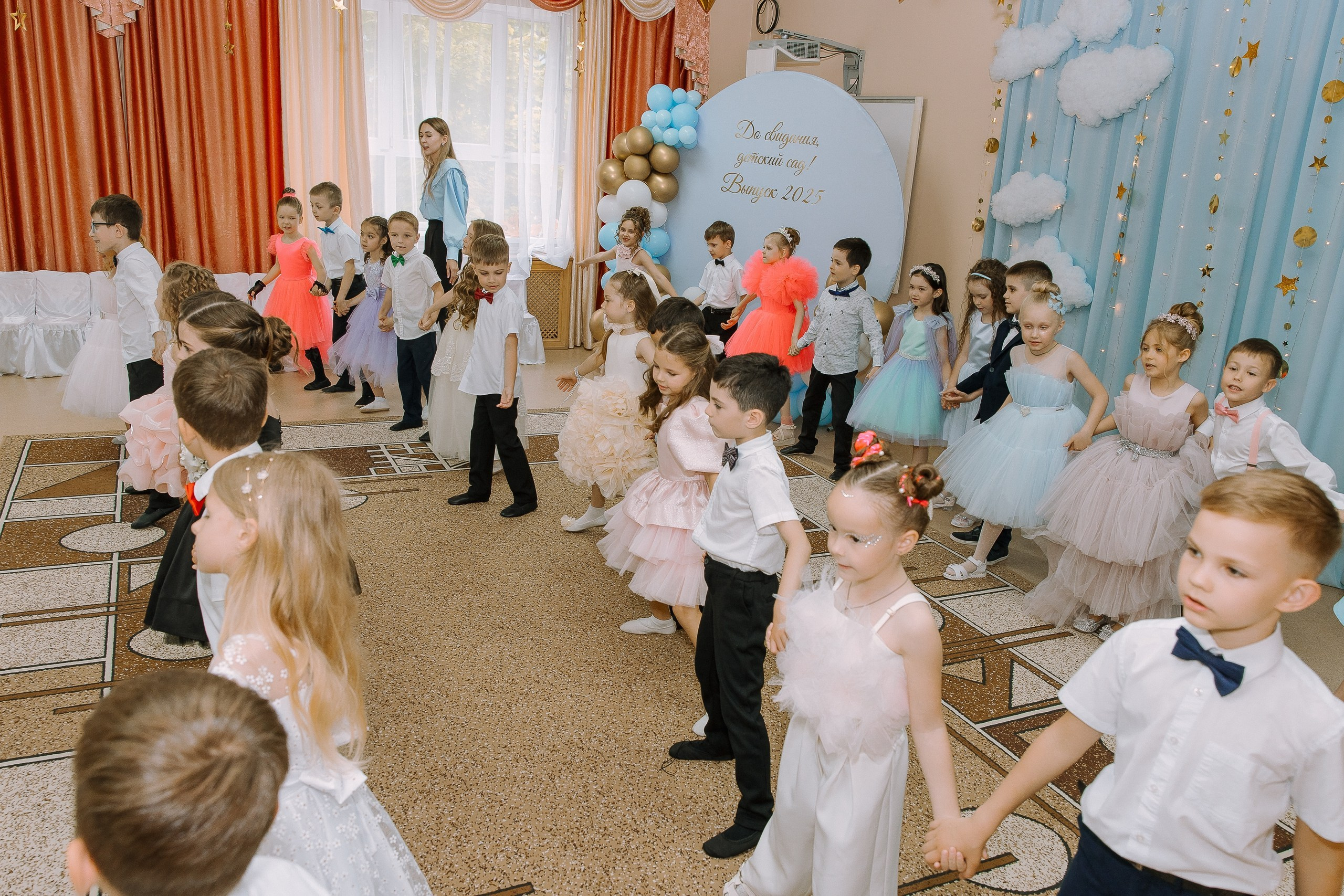 Выпускной в ДС -29. Выпускные альбомы Натальи Бутко: Новороссийск, Анапа, Геленджик