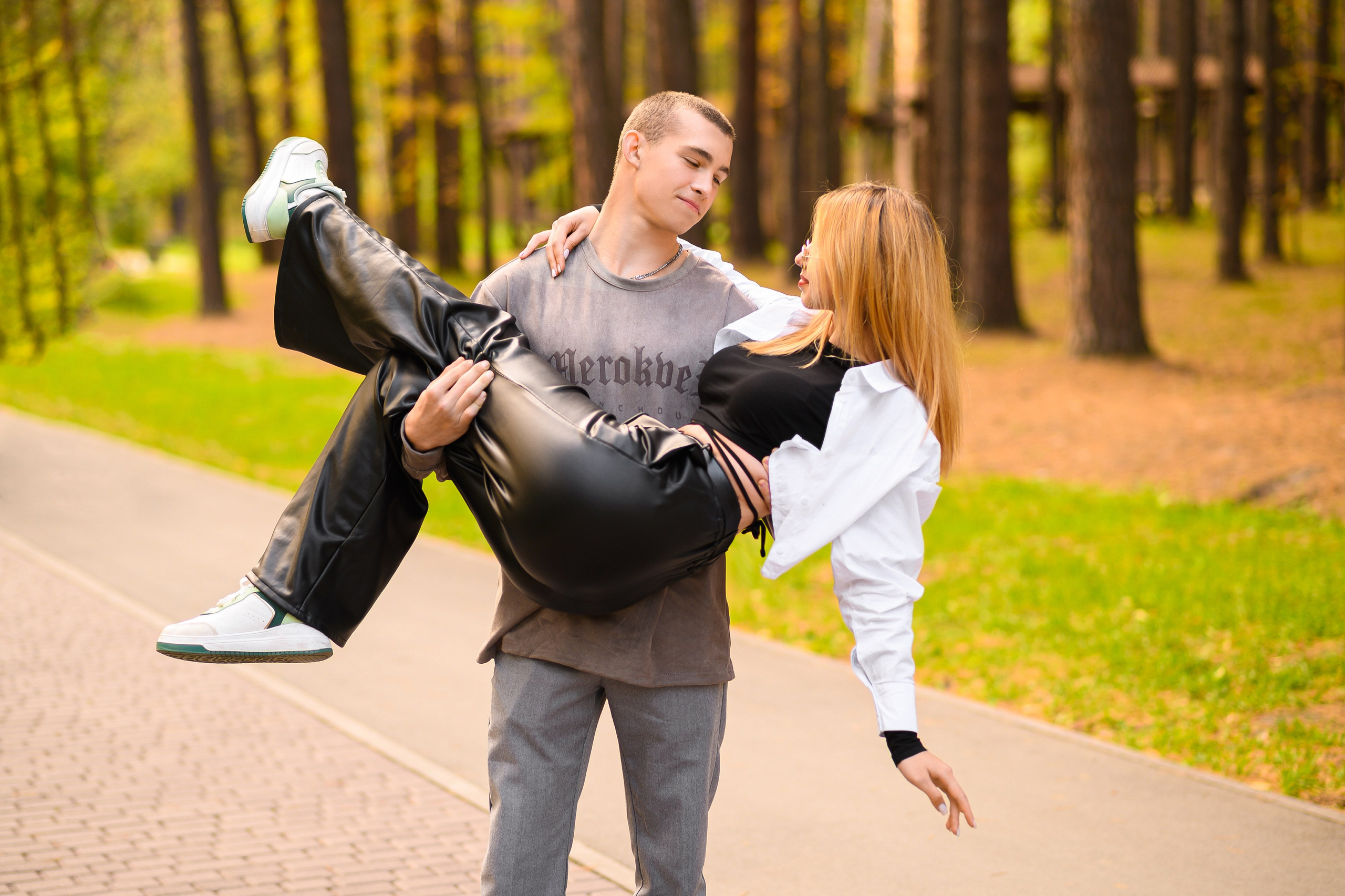 Галерея фотографий. Красавчики — выпускные альбомы в Новосибирске