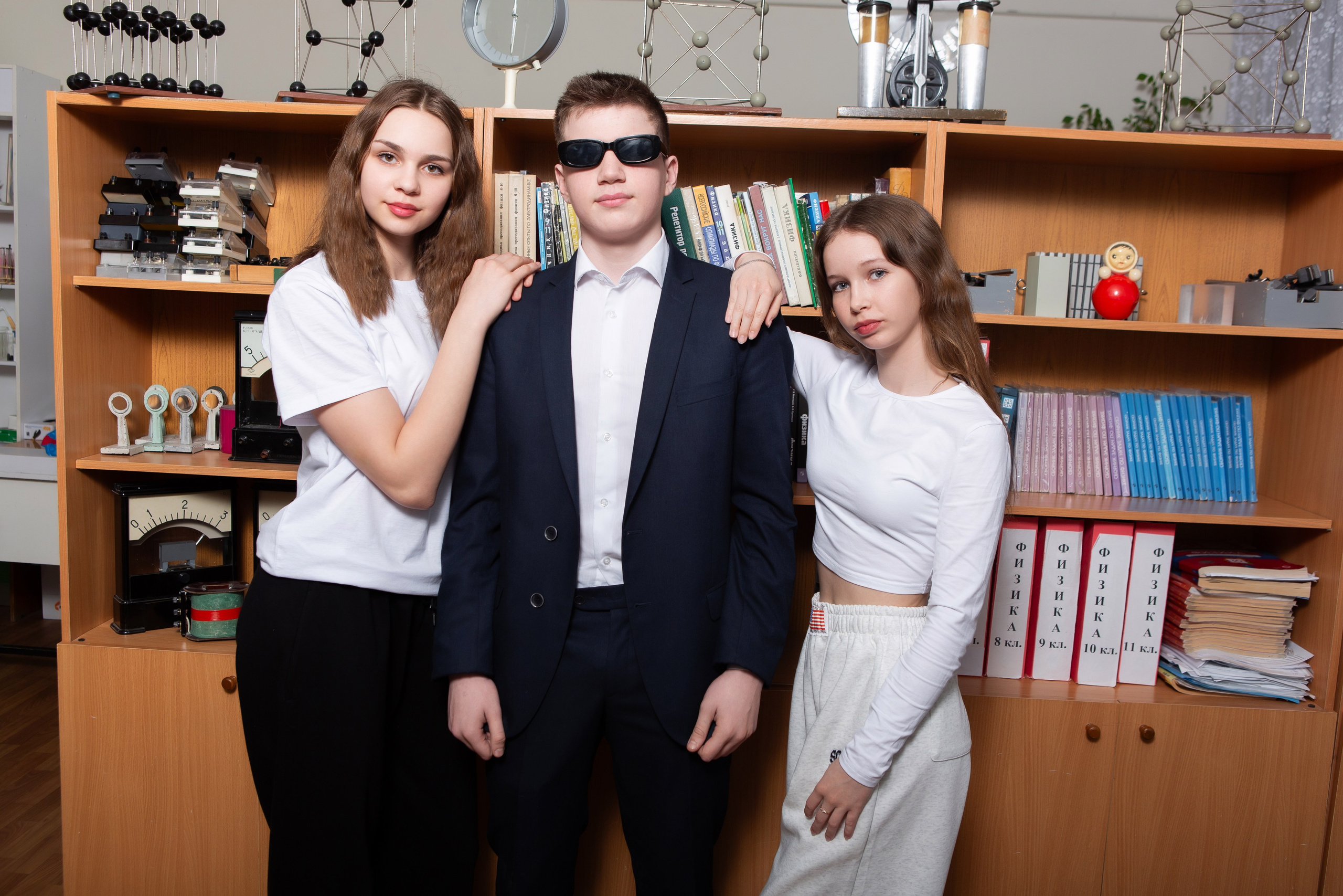 ОТВЯЗНАЯ СЪЕМКА В КЛАССЕ (9 КЛАСС). Профессиональный фотограф в Мценске и Орловской области