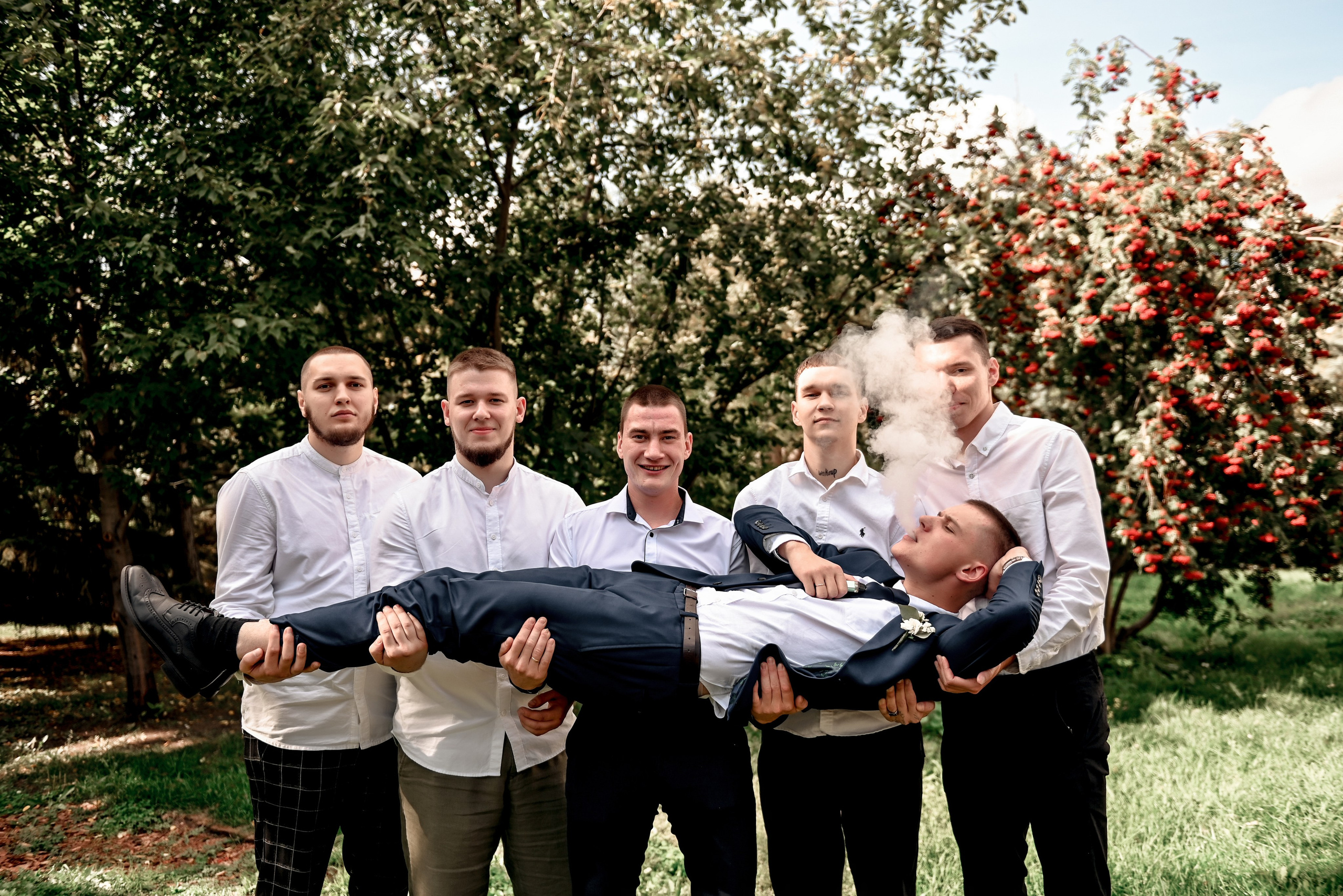 Небольшая часть фото со свадебной съемки Алексея и Даши. Свадебный, семейный, детский, контент фотограф в Омске Максим Ильин