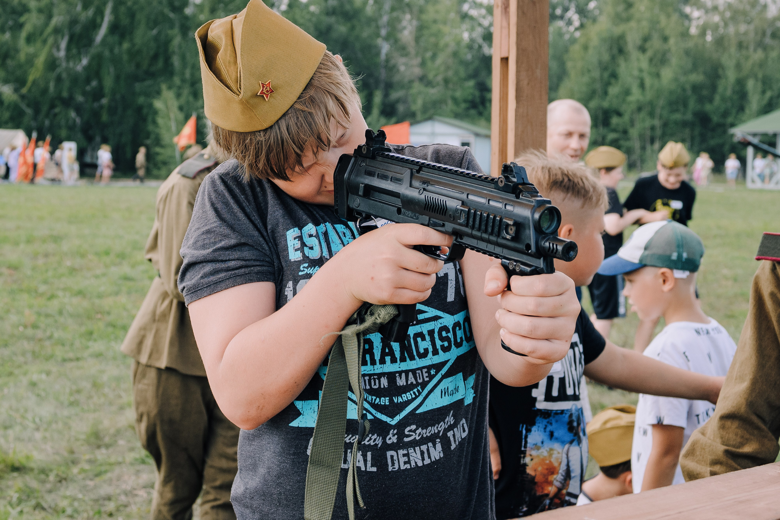 НАЗАД В БУДУЩЕЕ. РОССЕТИ. Репортажный фотограф Зуев Роман г. Челябинск