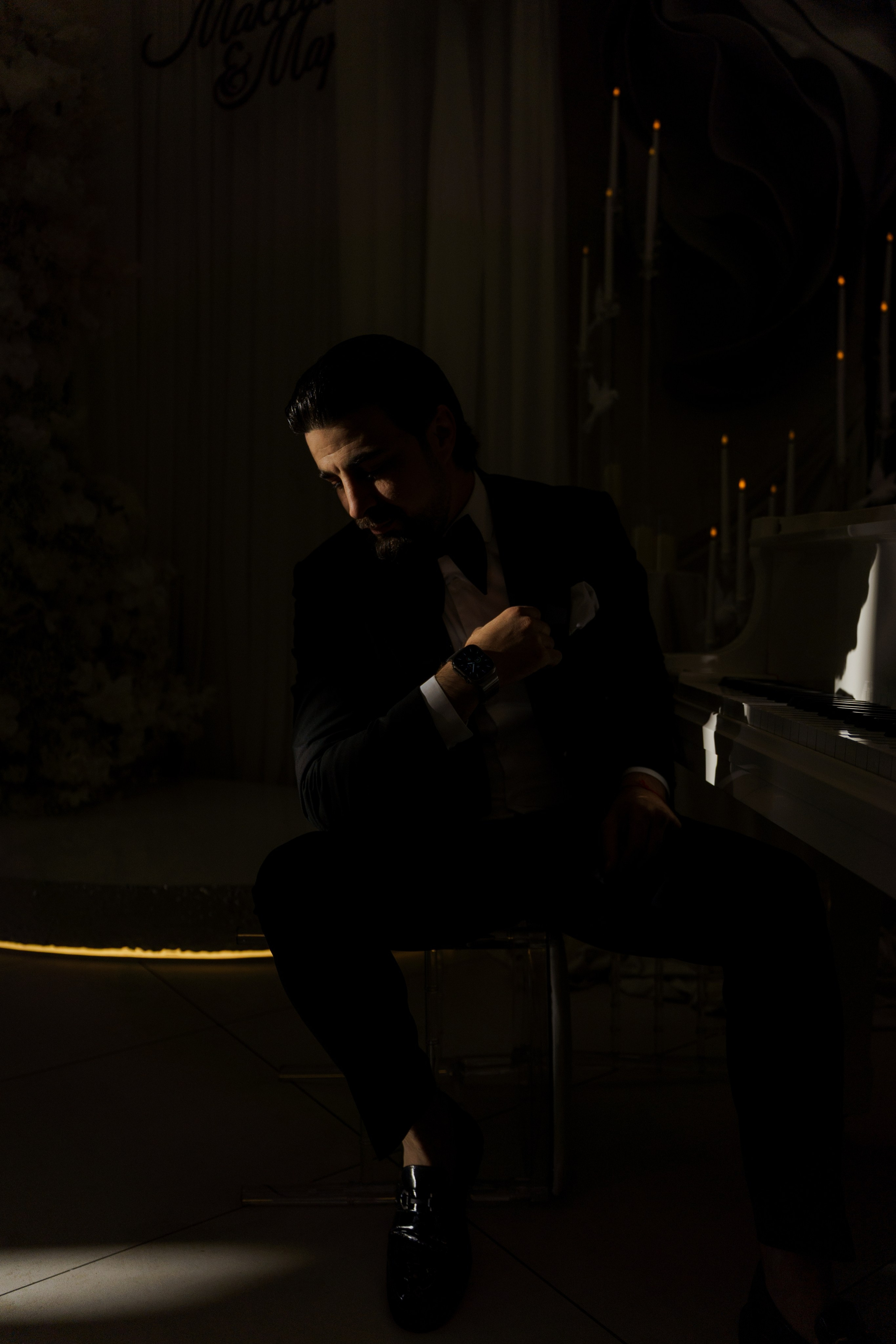 Красивое обручение на берегу чёрного моря в Лермонтово от ТВИНС СТУДИО. ТВИНС СТУДИО — лучшие свадебные фотографы и видеографы в Краснодаре