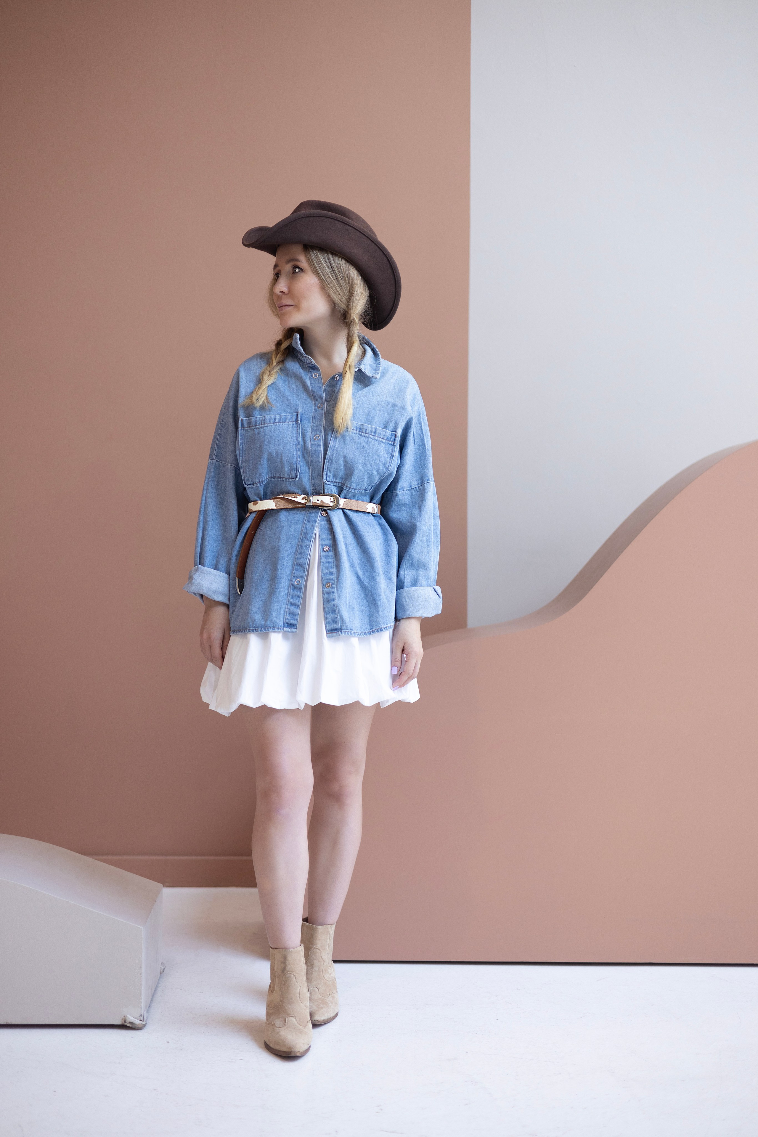 Ремень анималистичный. Коммерческий фотограф в Москве