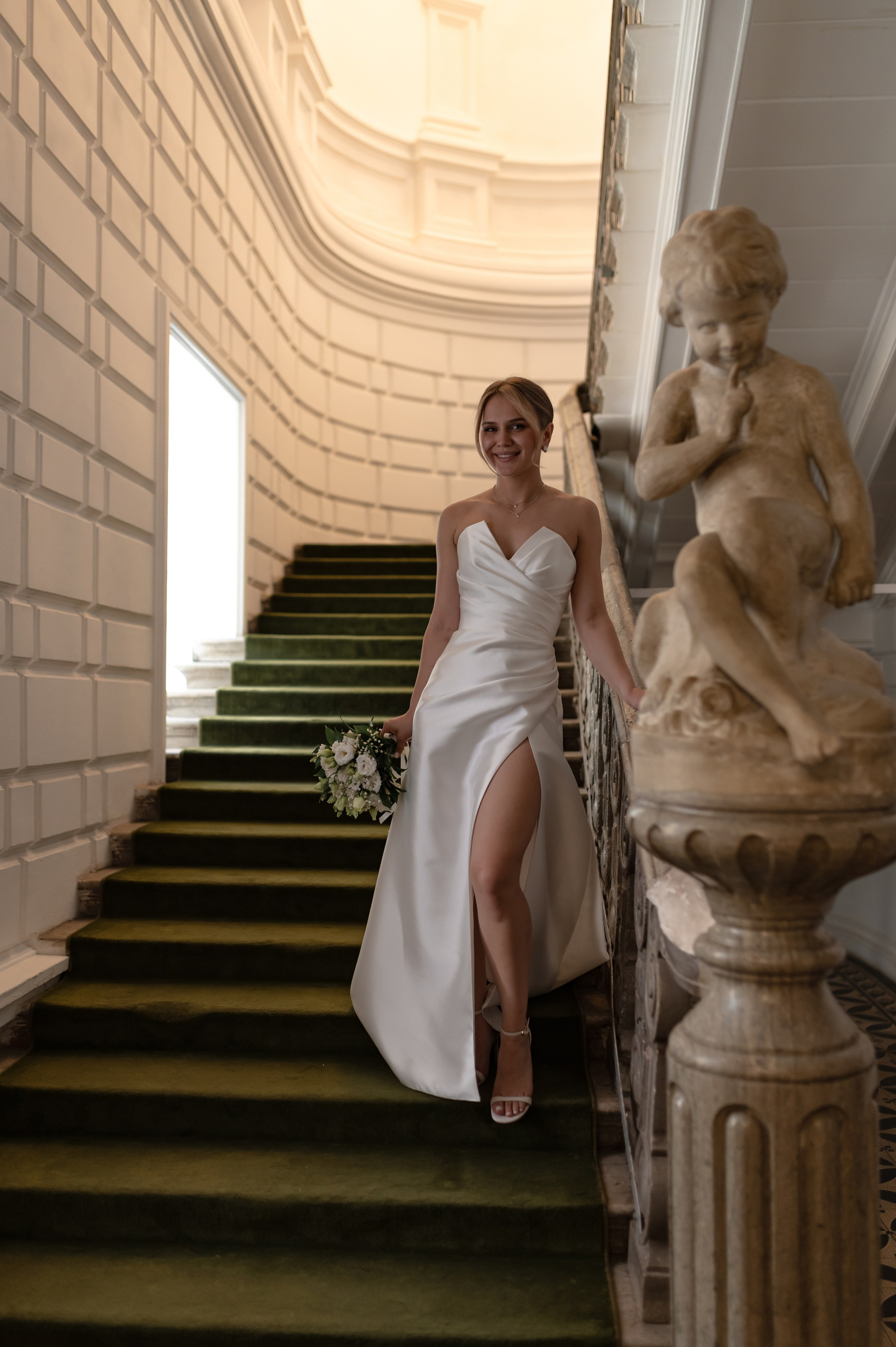 Полина и Егор. Особняк Спиридонова. Свадебный фотограф Москва и Санкт-Петербург. Анастасия Чудина