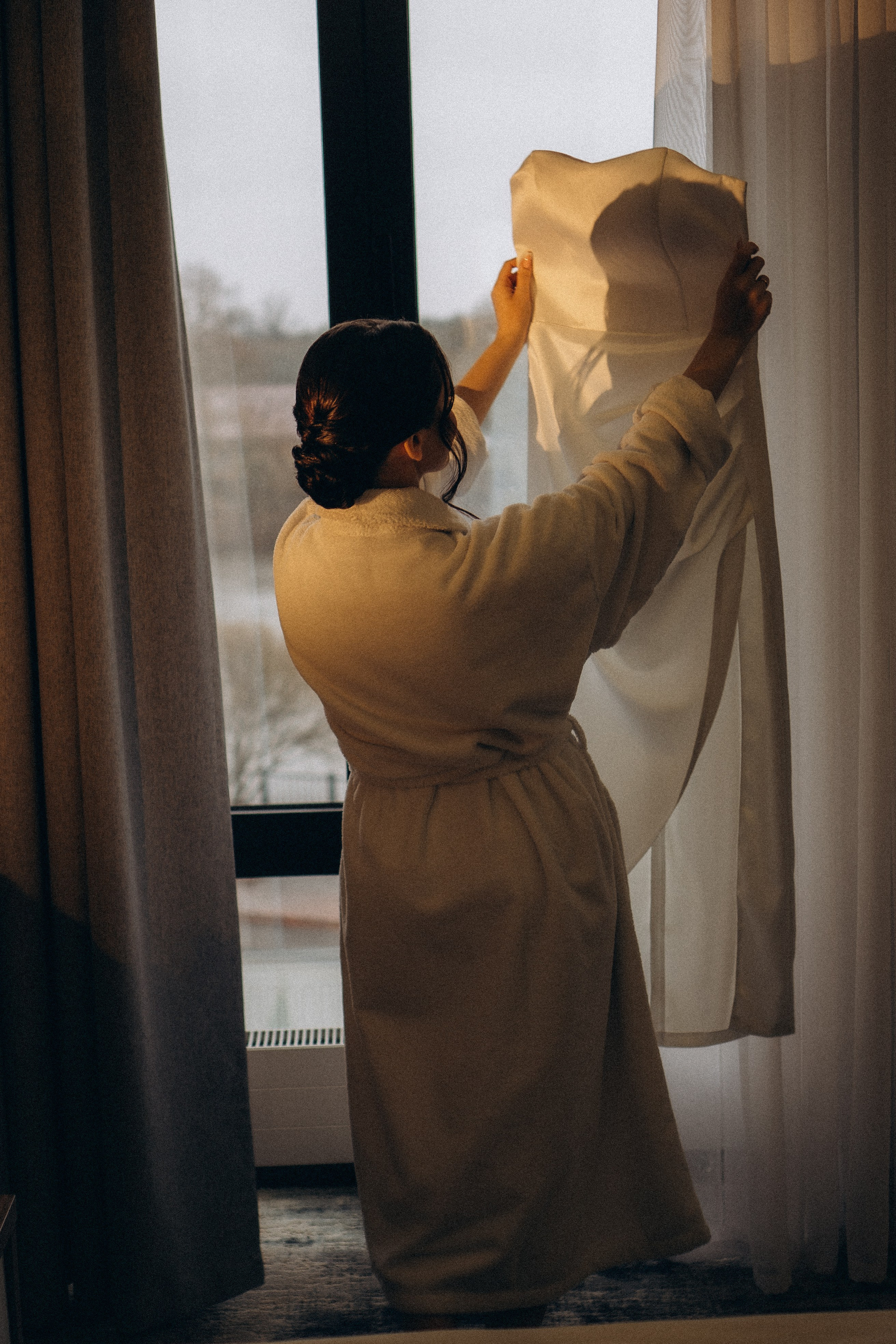 СВАДЕБНАЯ СЬЕМКА СБОРОВ ЖЕНИХА И НЕВЕСТЫ В ОТЕЛЕ И ТАКЖЕ ФОТОСЕССИИЯ В ОТЕЛЕЕ МЕГАПОЛИС БРЯНСК. Профессиональный фотограф, Санкт-Петербург — Виктория Богомолова