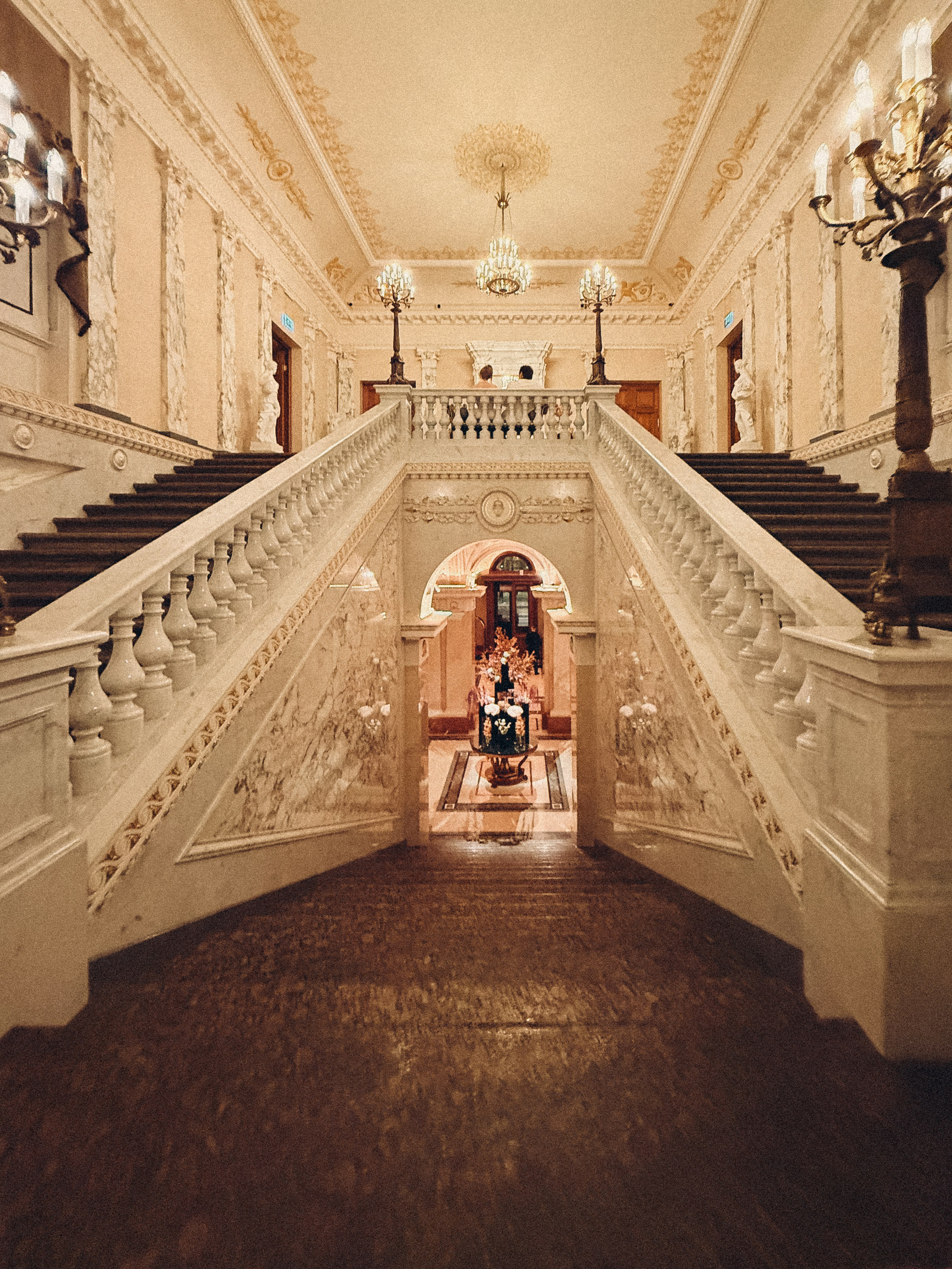 СВАДЕБНАЯ СЕРИЯ НСНЯТА НА ТЕЛЕФОН Four Seasons Lion Palace St. Petersburg 5*. Профессиональный фотограф, Санкт-Петербург — Виктория Богомолова