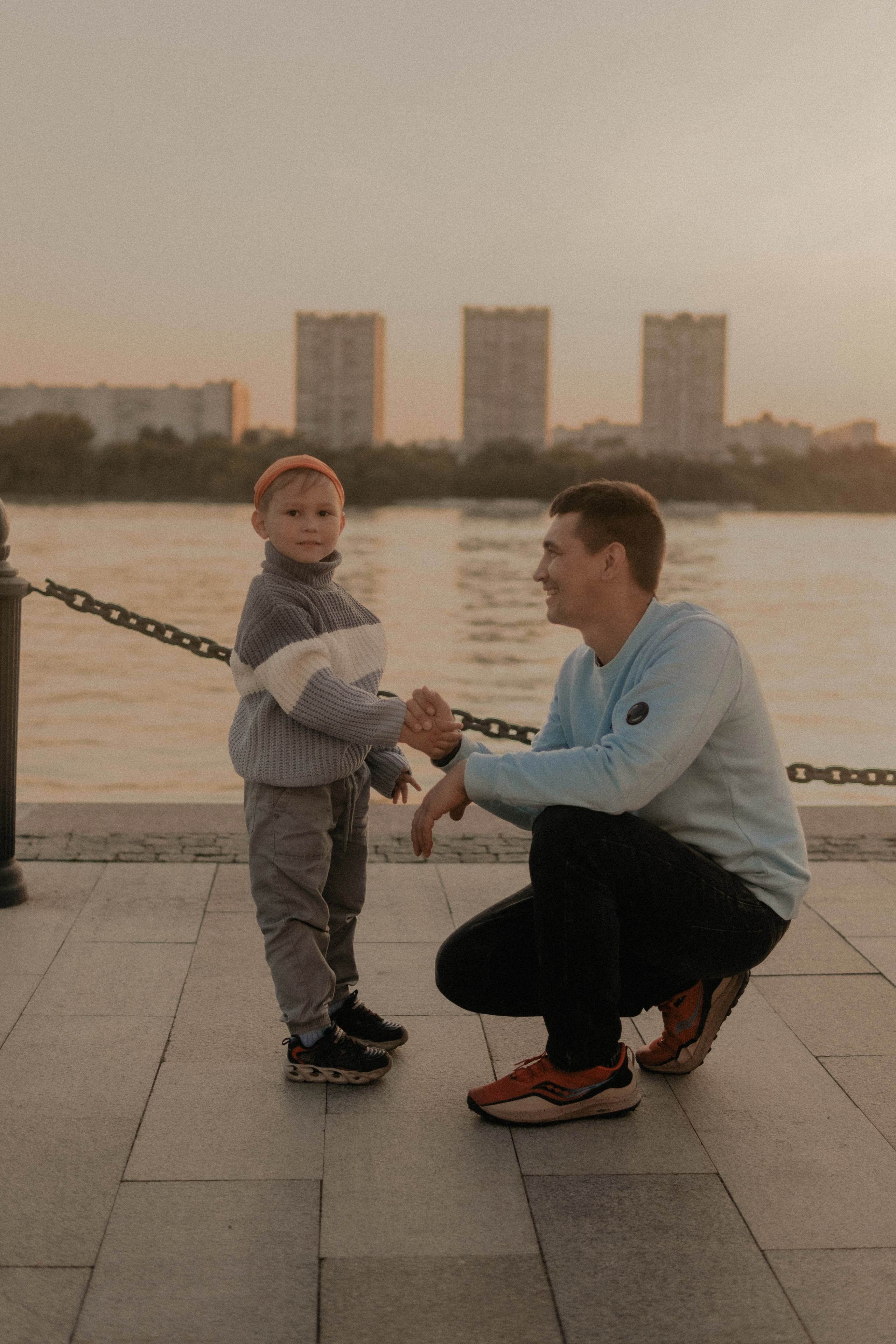 Лида, Ринат и малыш Елисей. Свадебный фотограф Оля Григунова