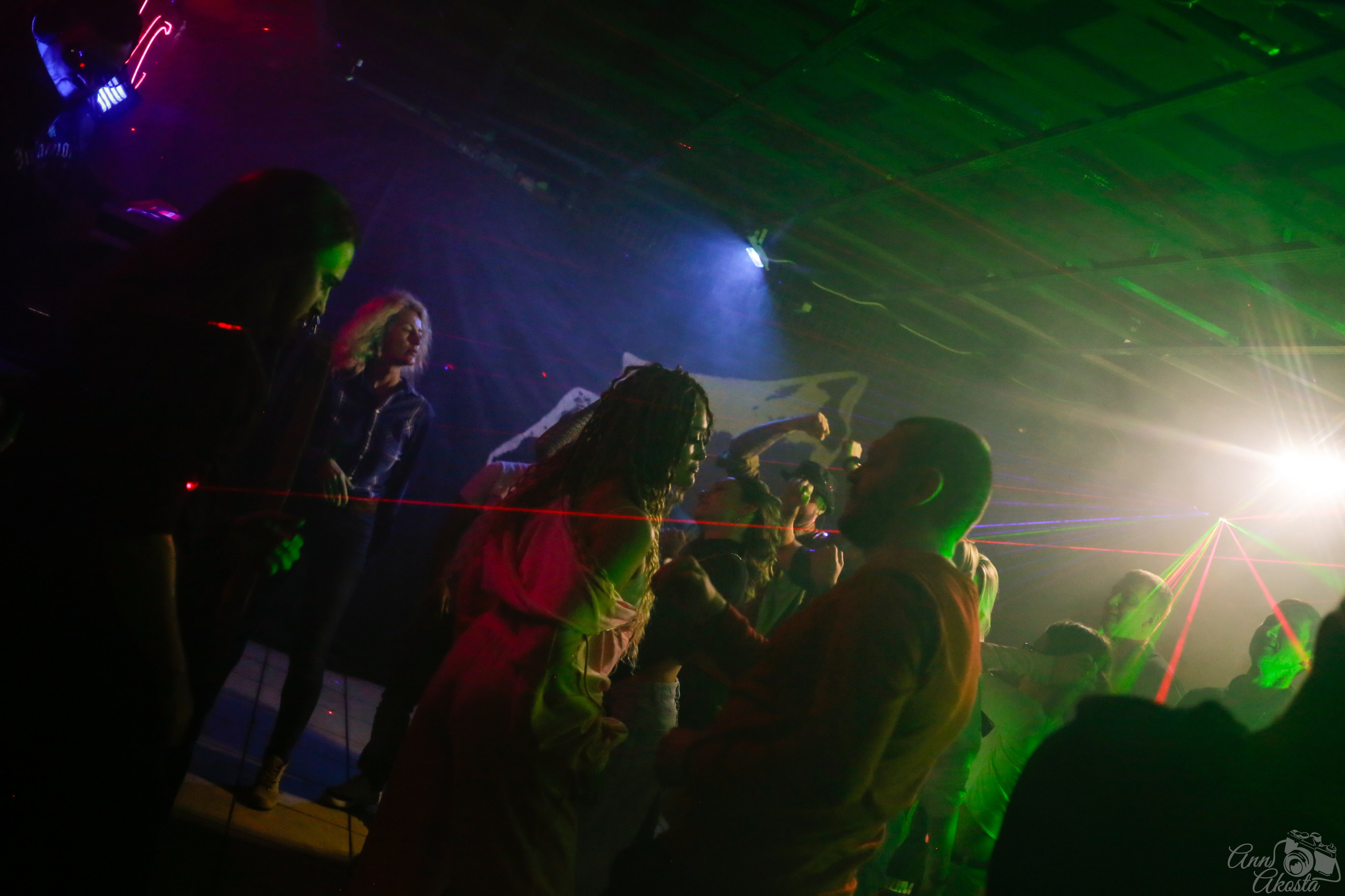 Фильм «Третья смена». Анна Акоста: фотограф в Санкт-Петербурге и Таганроге