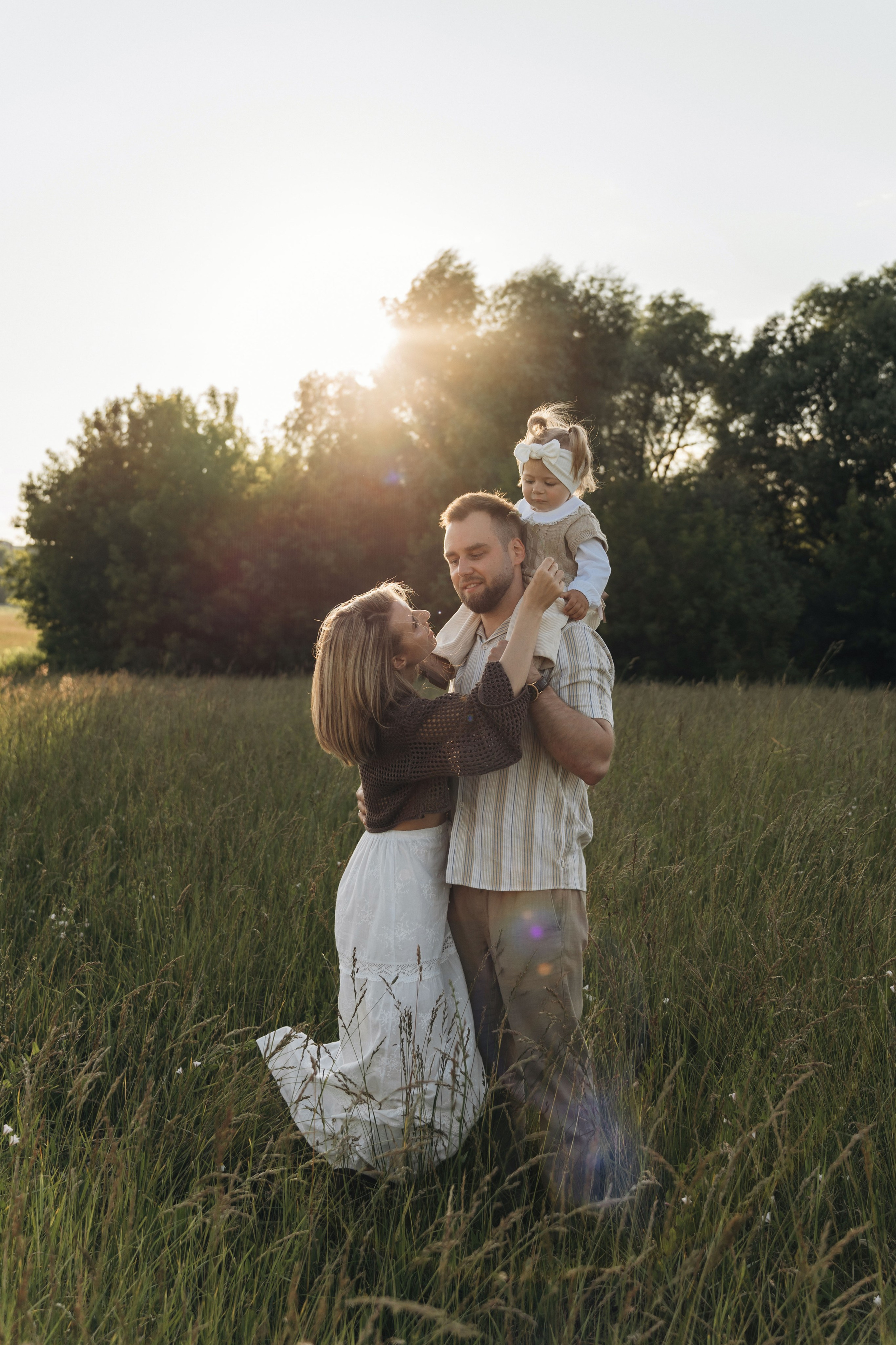 На машине загород. Ваш фотограф Вика Артемова