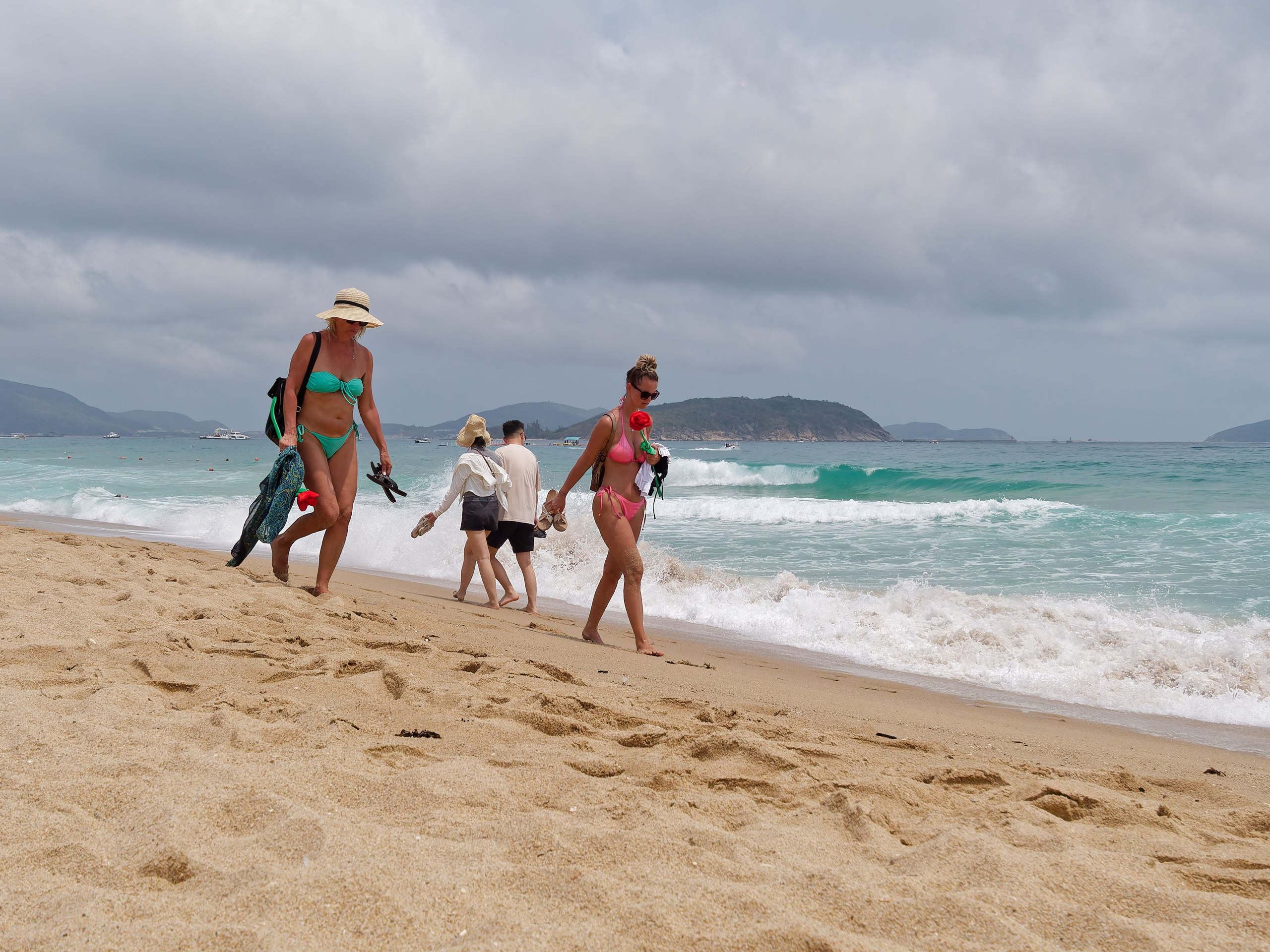 Хайнань 2026, море и пляж. Фотопрогулки по Миру