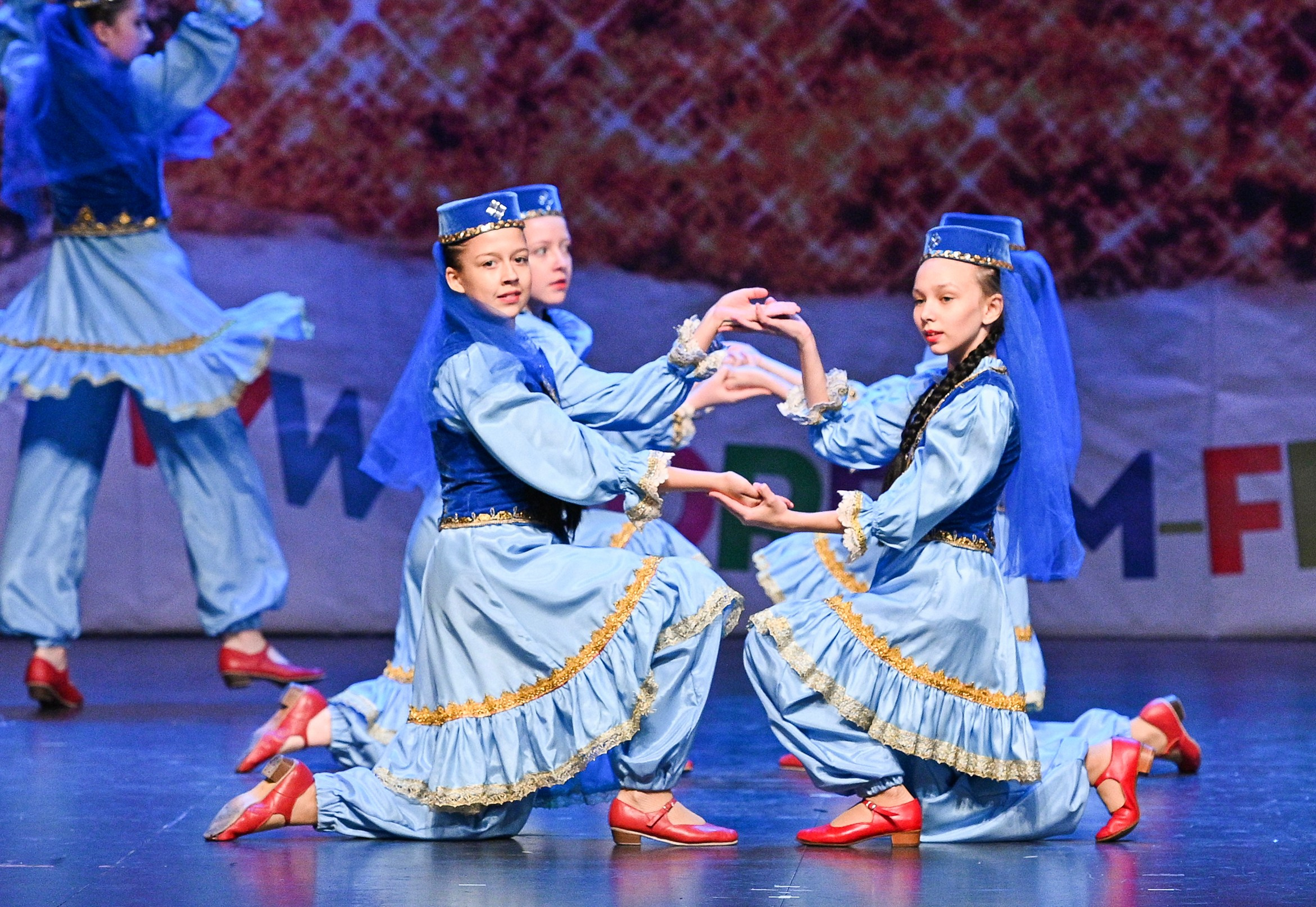 14.11.2024 «Новогодний Звездопад Талантов» Фестивальное движение «Шаг к мечте» г. Москва. Медиастудия Фото Концепт