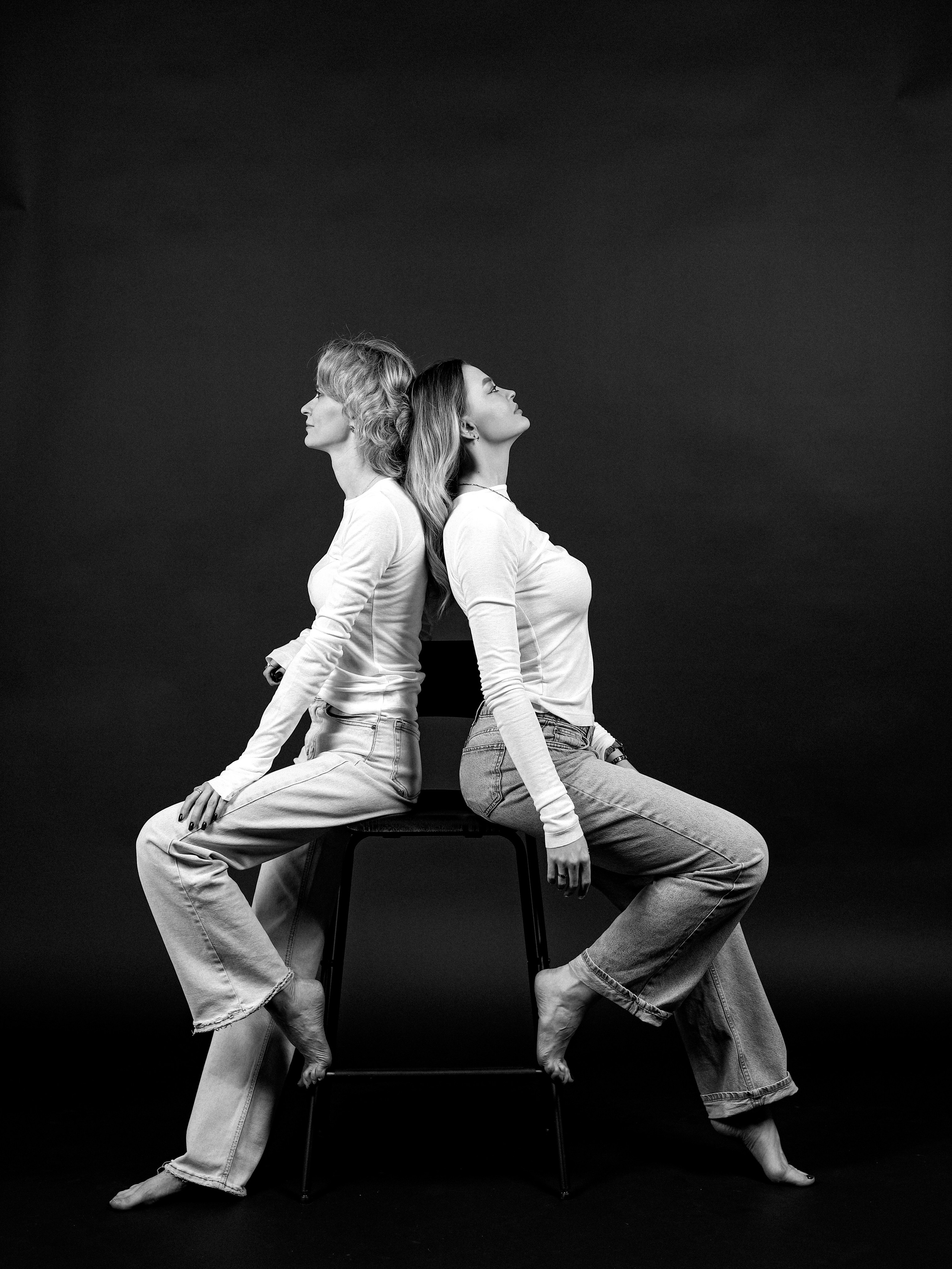 Дарья и Анна. Фотостудия без фотографа Чехов. Первая студия автопортрета в Чехове