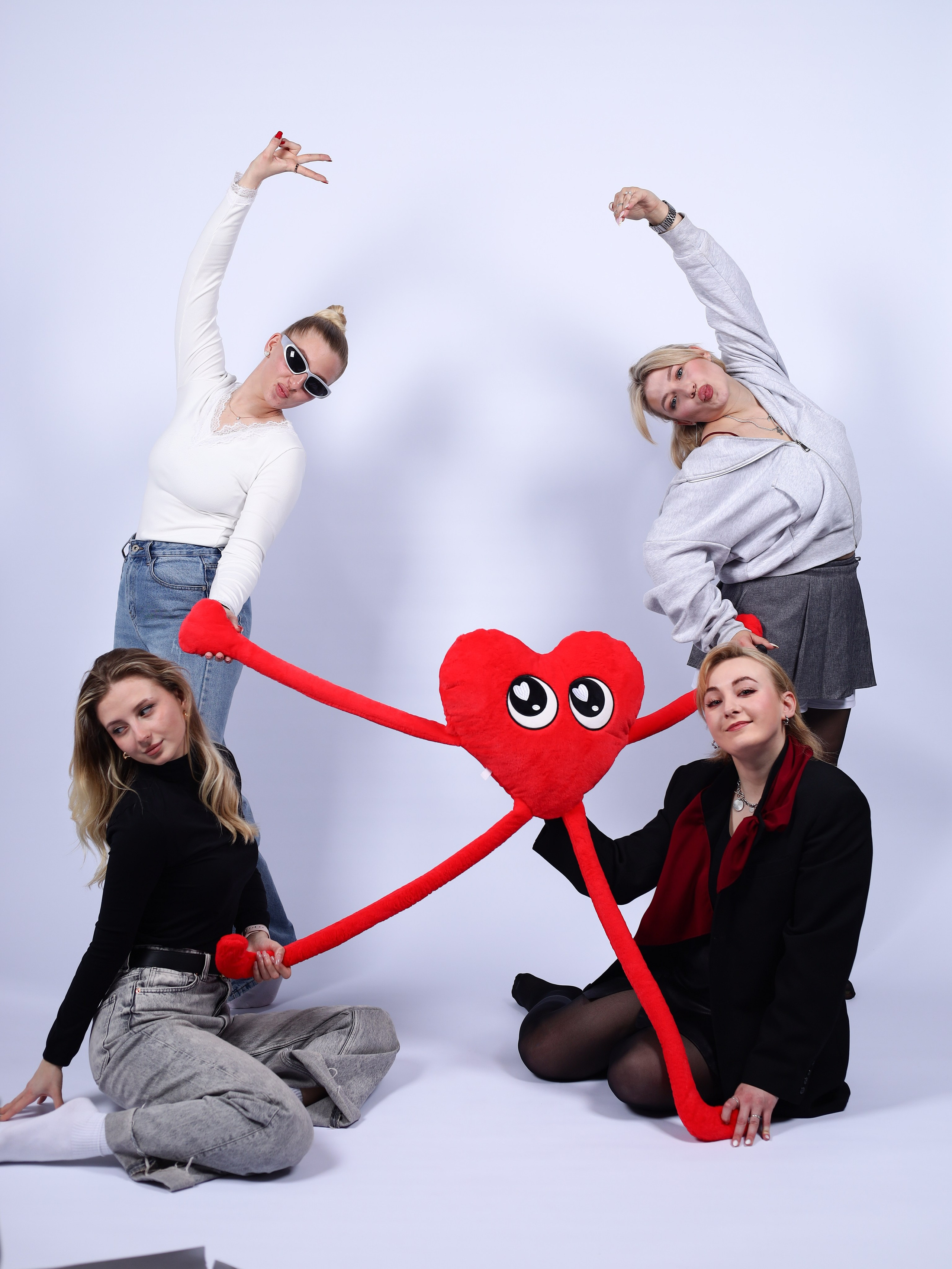 Открытие «фотограф уволен». Фотостудия без фотографа Чехов. Первая студия автопортрета в Чехове