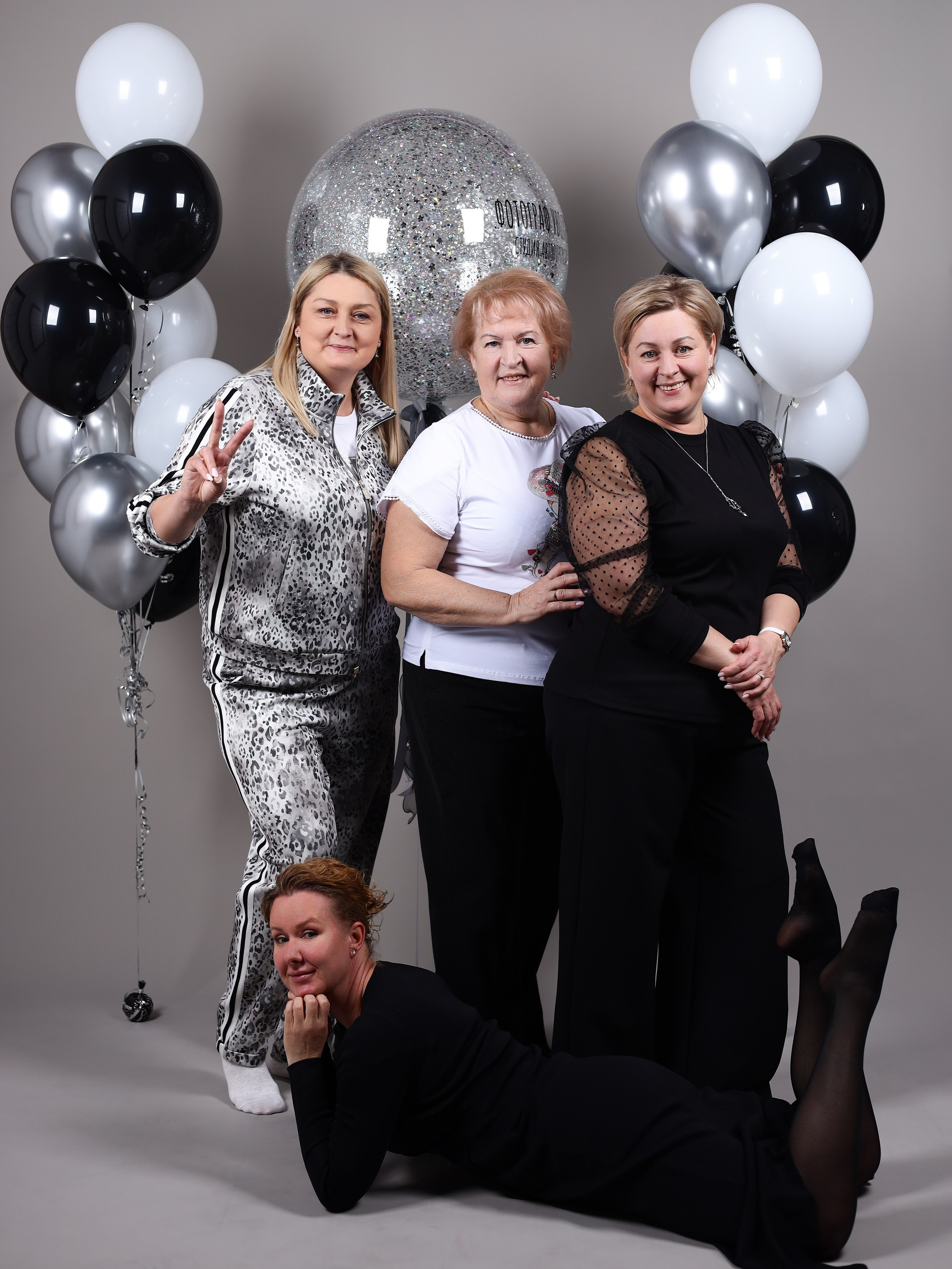 Открытие «фотограф уволен». Фотостудия без фотографа Чехов. Первая студия автопортрета в Чехове