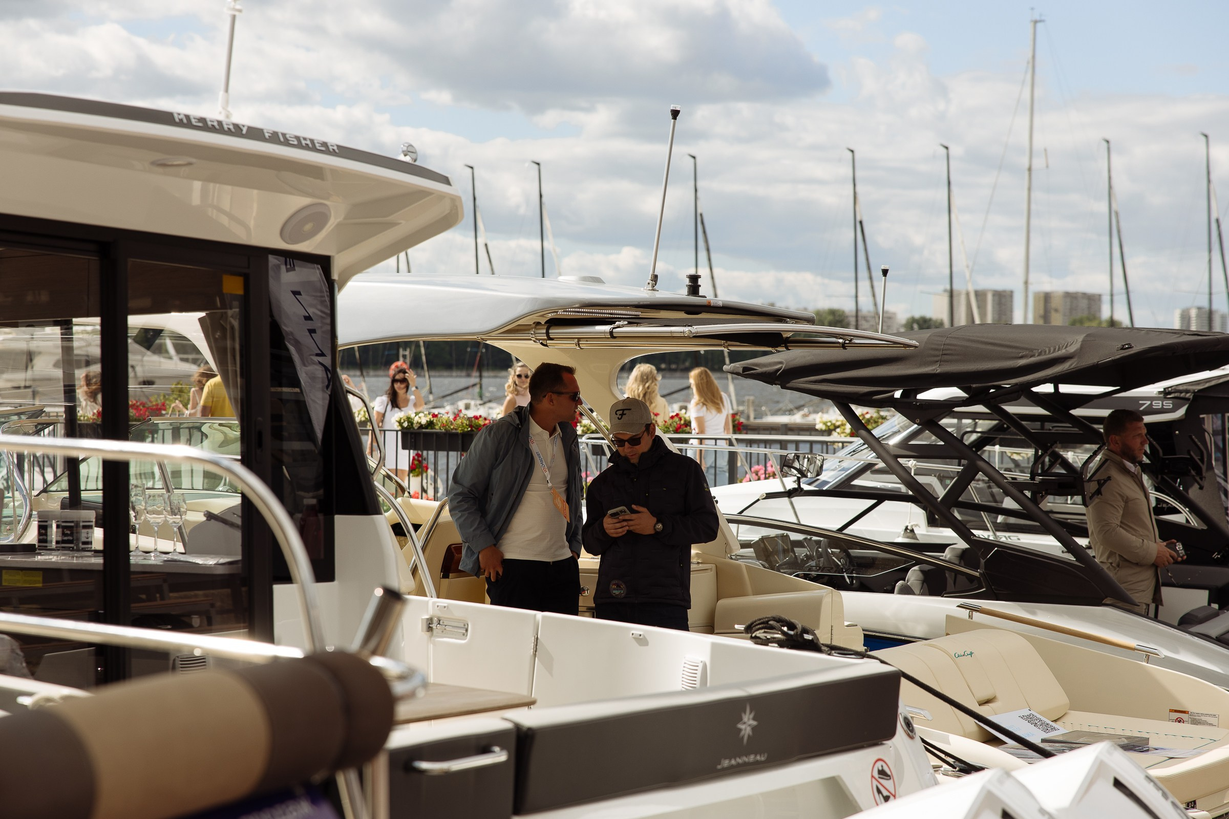 Выставка яхт и катеров. Ryal Yacht Club. Фотограф в Москве