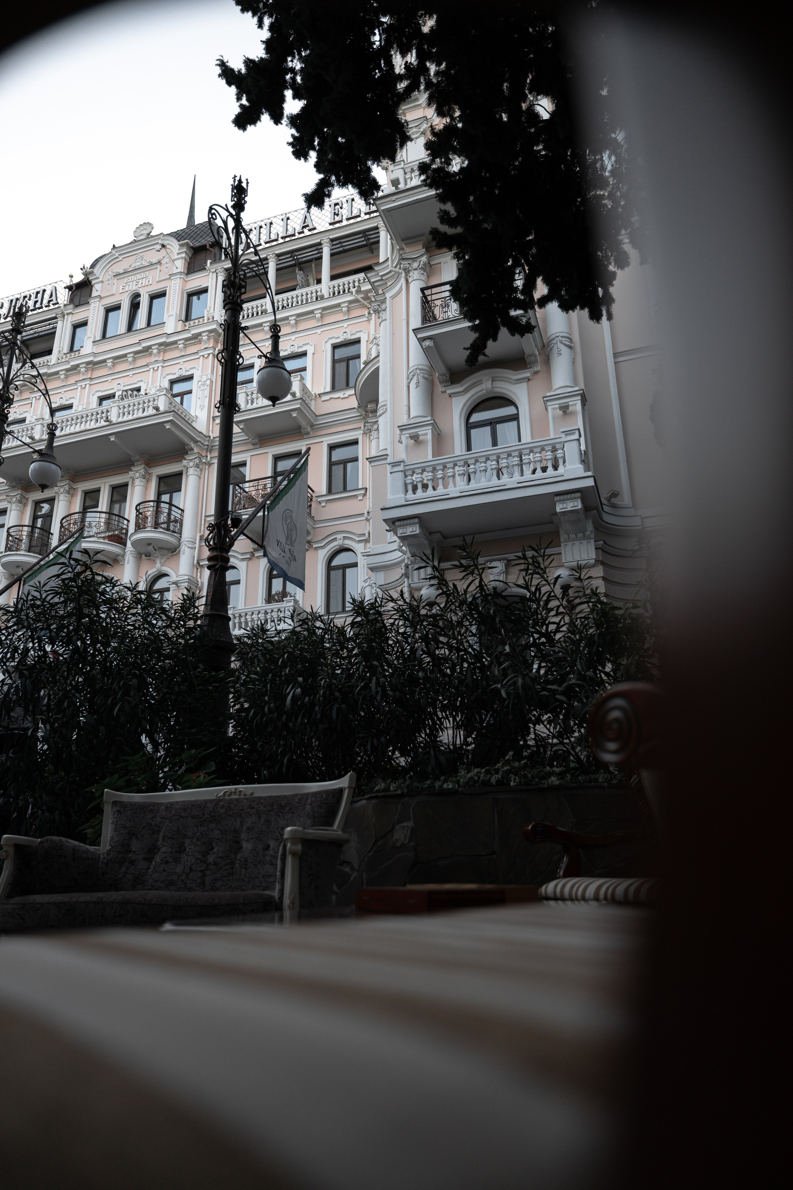 Villa Elena. Дженбаз Павел — фотограф в Ялте