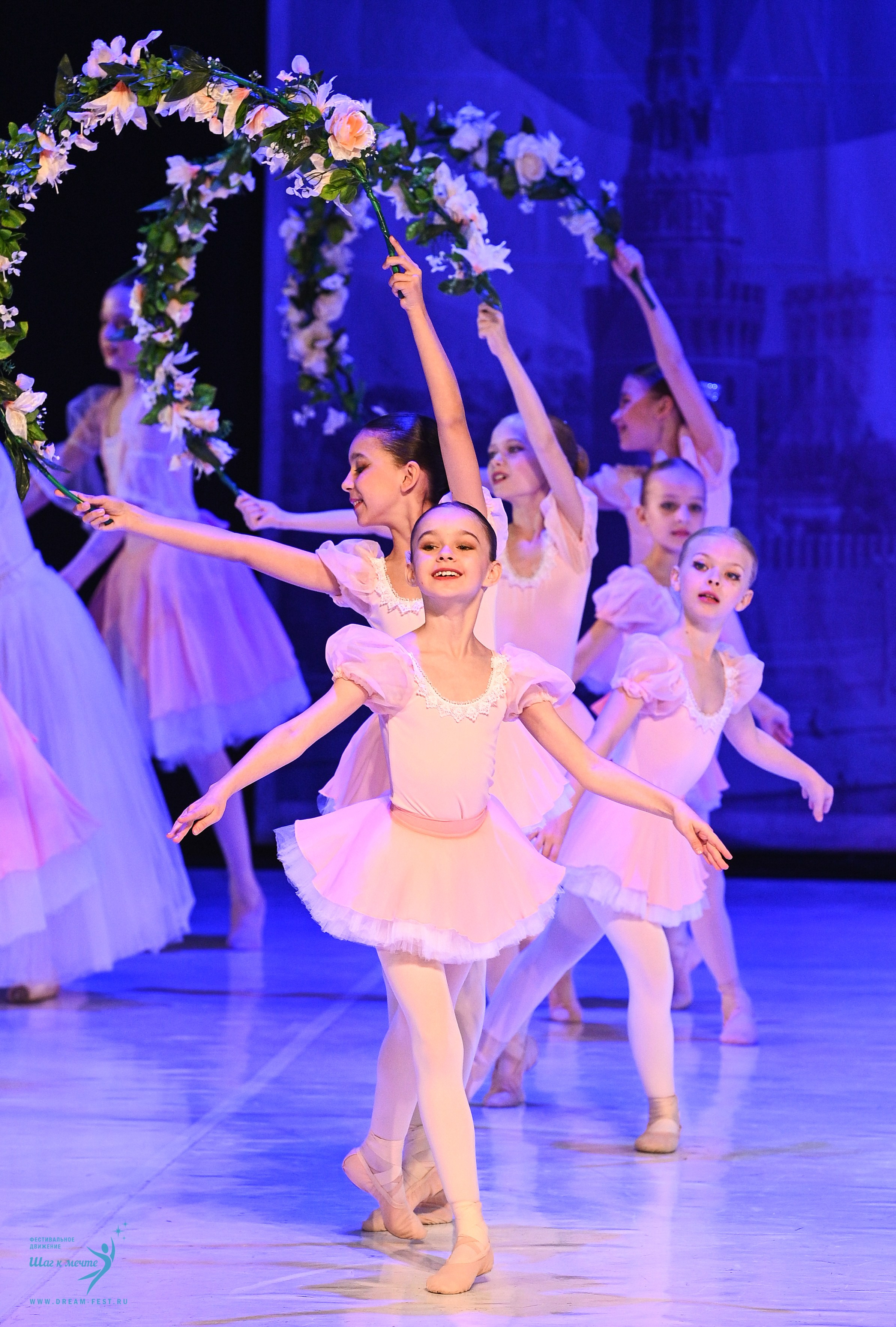 17.05.2025 «Московский Звездопад» Фестивальное движение «Шаг к мечте» г. Москва. Медиастудия Фото Концепт