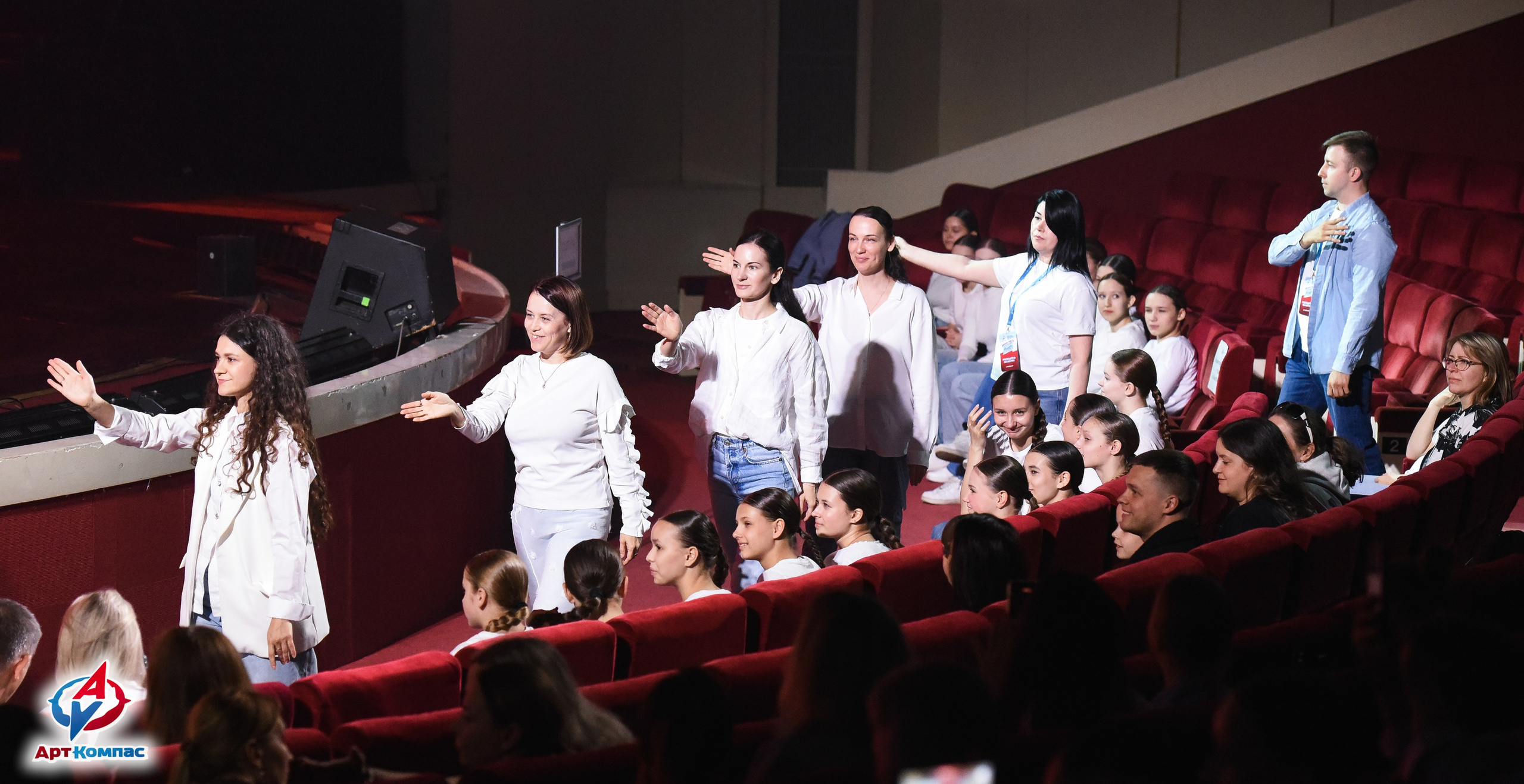 01.06.2026 Всероссийская премия в области хореографического искусства «ФОРМУЛА НАШЕЙ ПОБЕДЫ» г. Санкт-Петербург. Медиастудия Фото Концепт