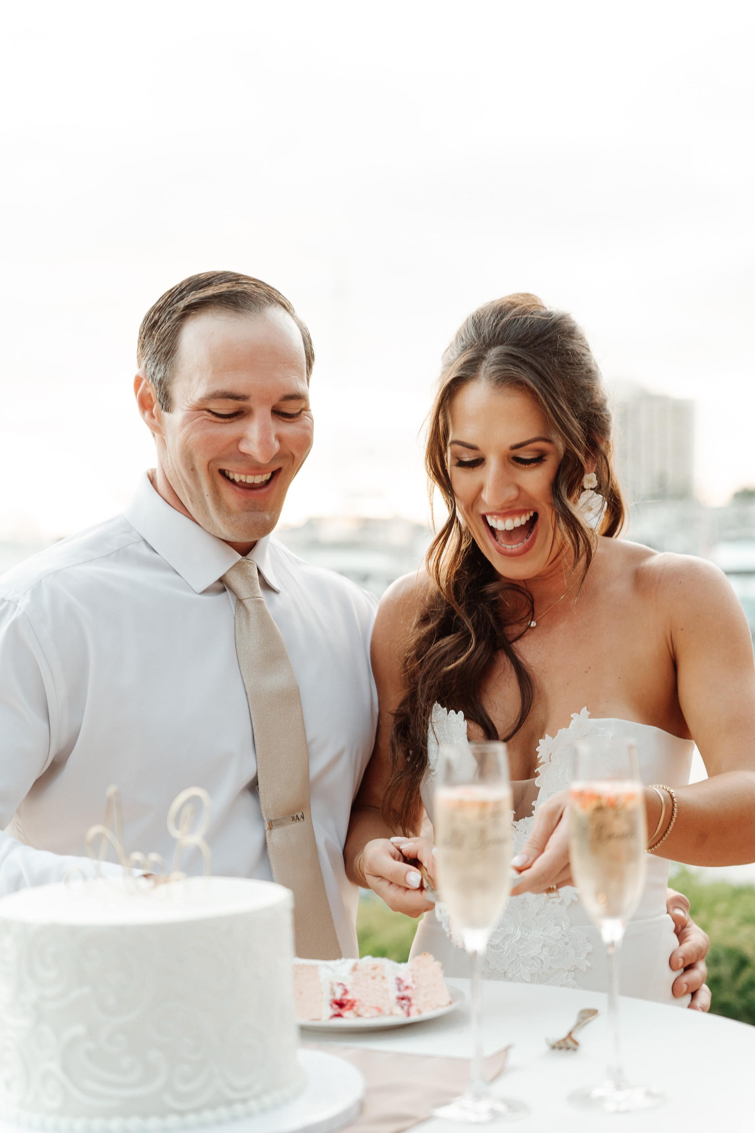 2025-08-16_BryanAmber. Ретушер Зенькевич Света