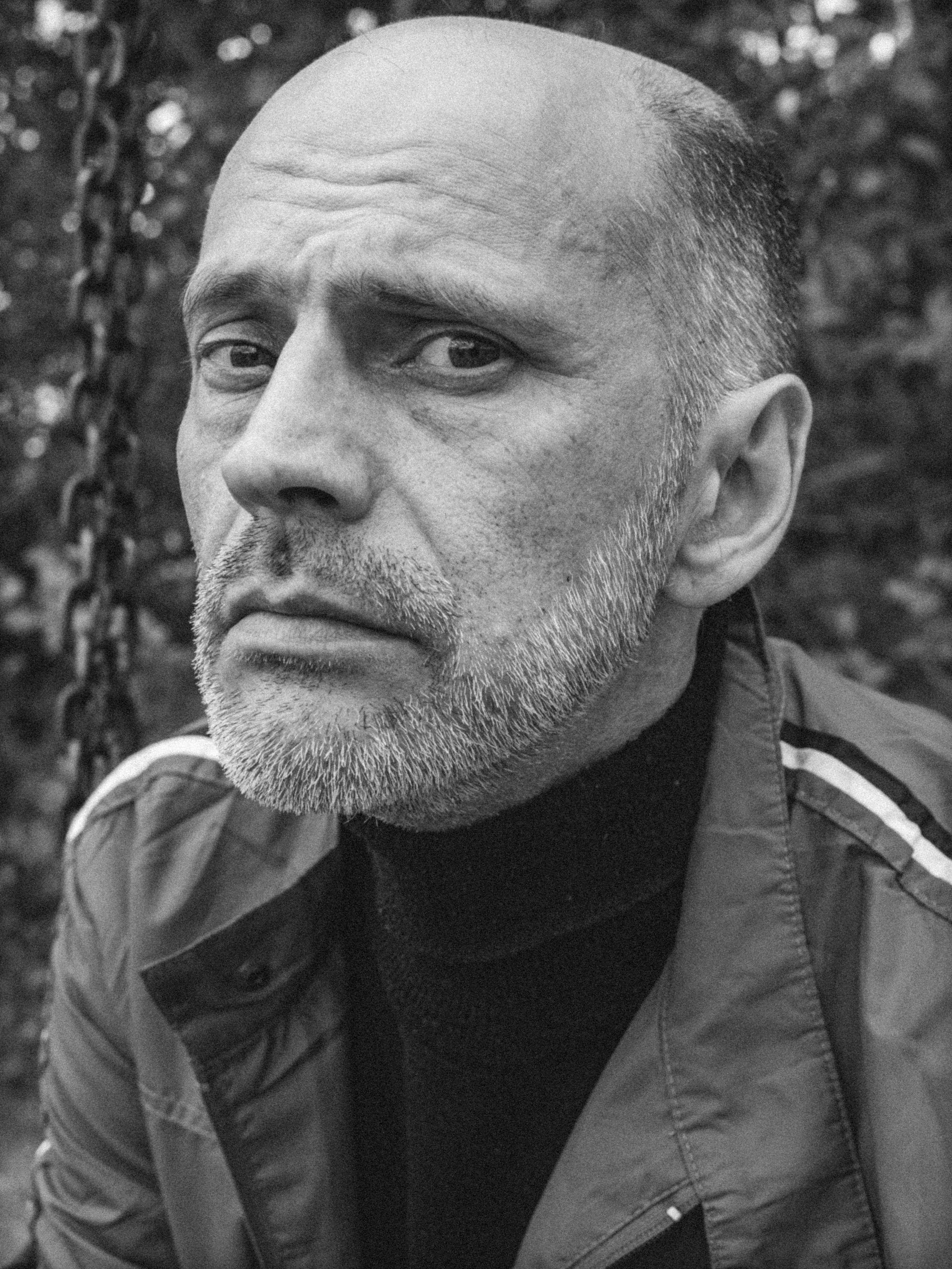 Портфолио. «Цвета.Нет» — простые и честные черно-белые портреты. Дмитрий, фотограф из Питера