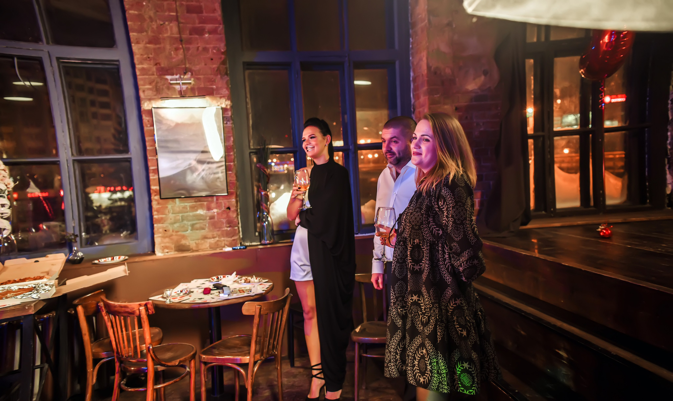 Тематическая вечеринка на юбилей 35 лет. Свадебный, семейный, детский, контент фотограф в Омске Максим Ильин