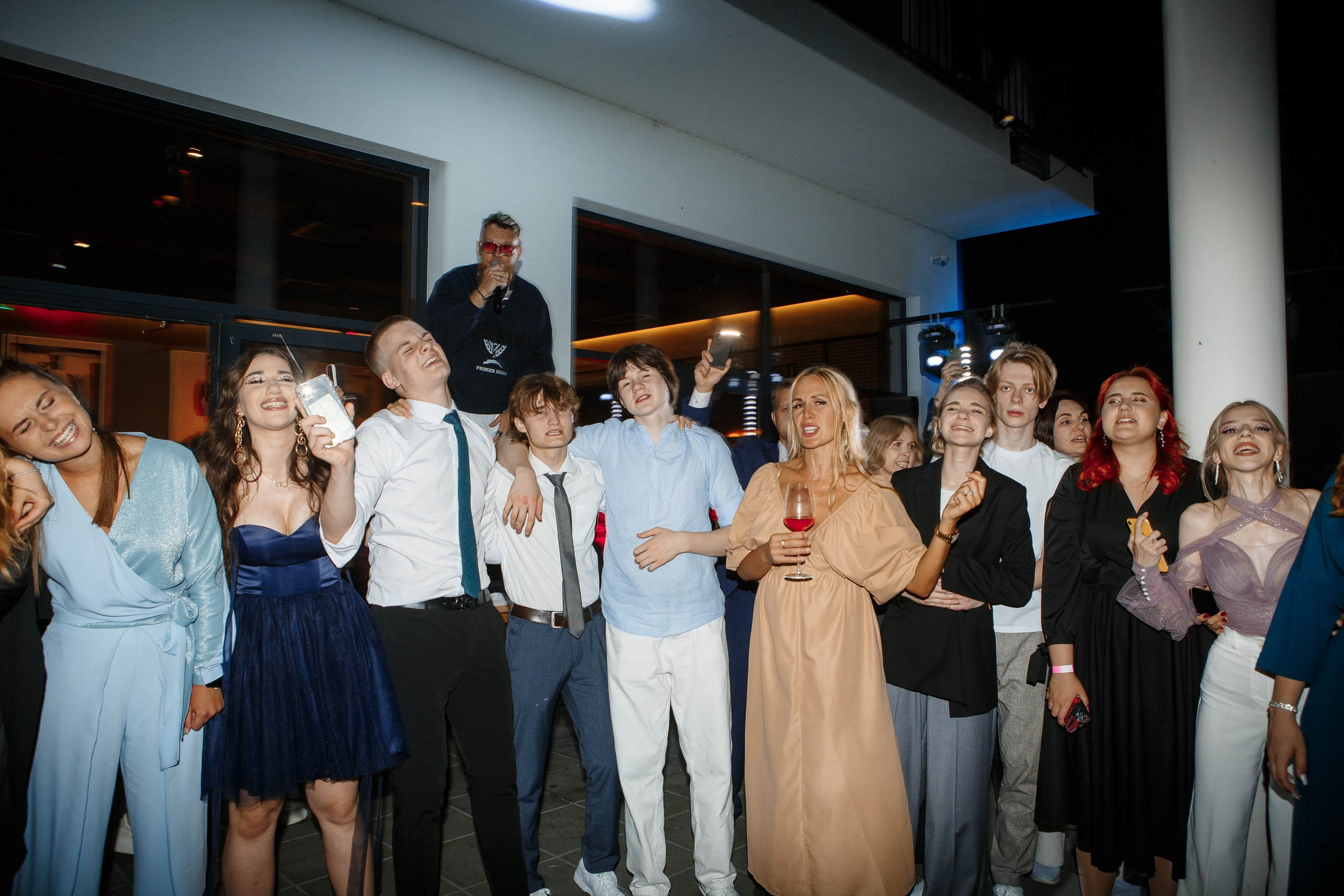 Выпускной Гимназия 12 2024 OpenHouse. Свадебный и портретный Фотограф в Липецке Дмитрий Котюков