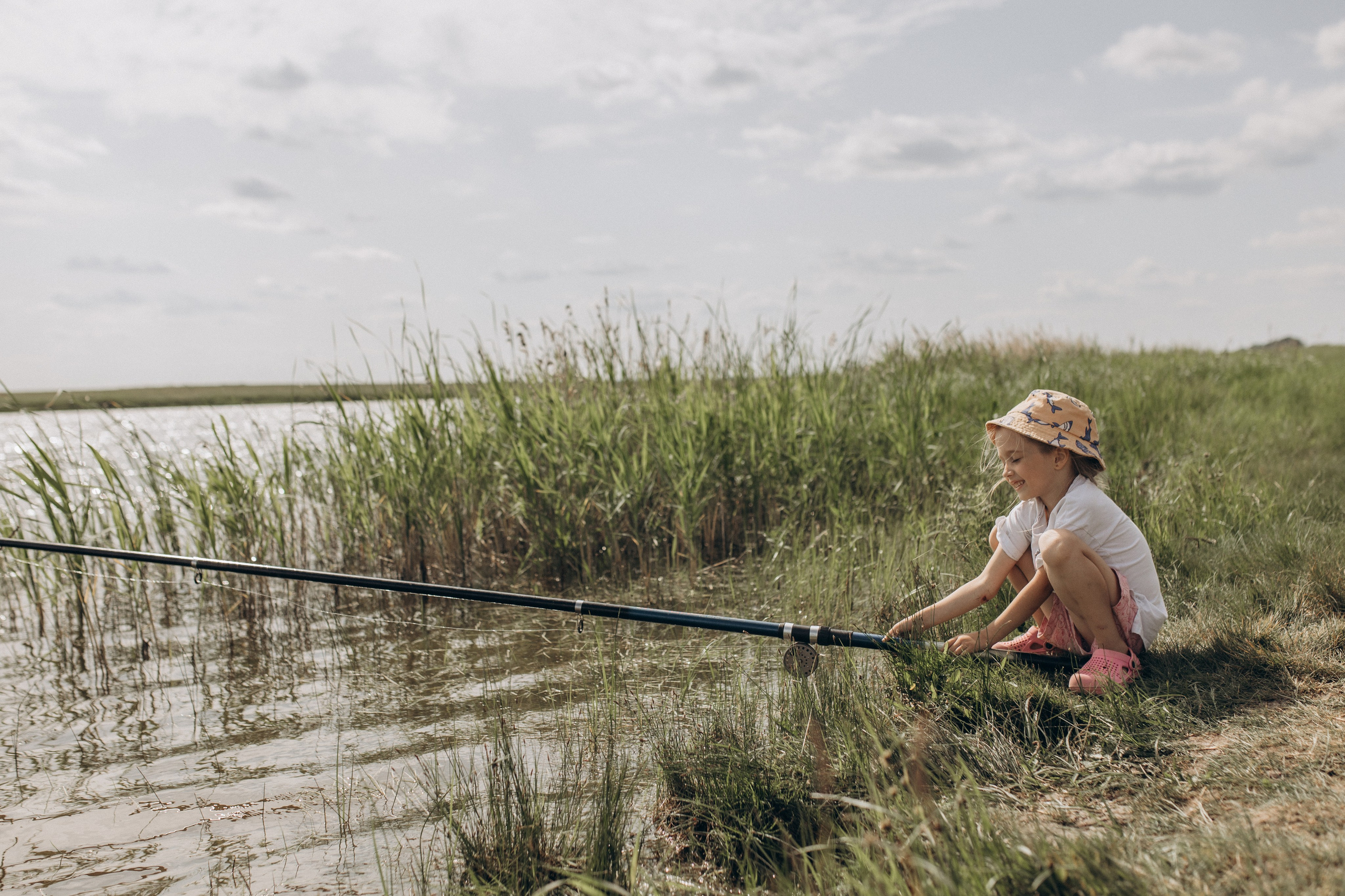 Семейная рыбалка. Семейный фотограф lifestyle в Новосибирске Елена Шпилевая