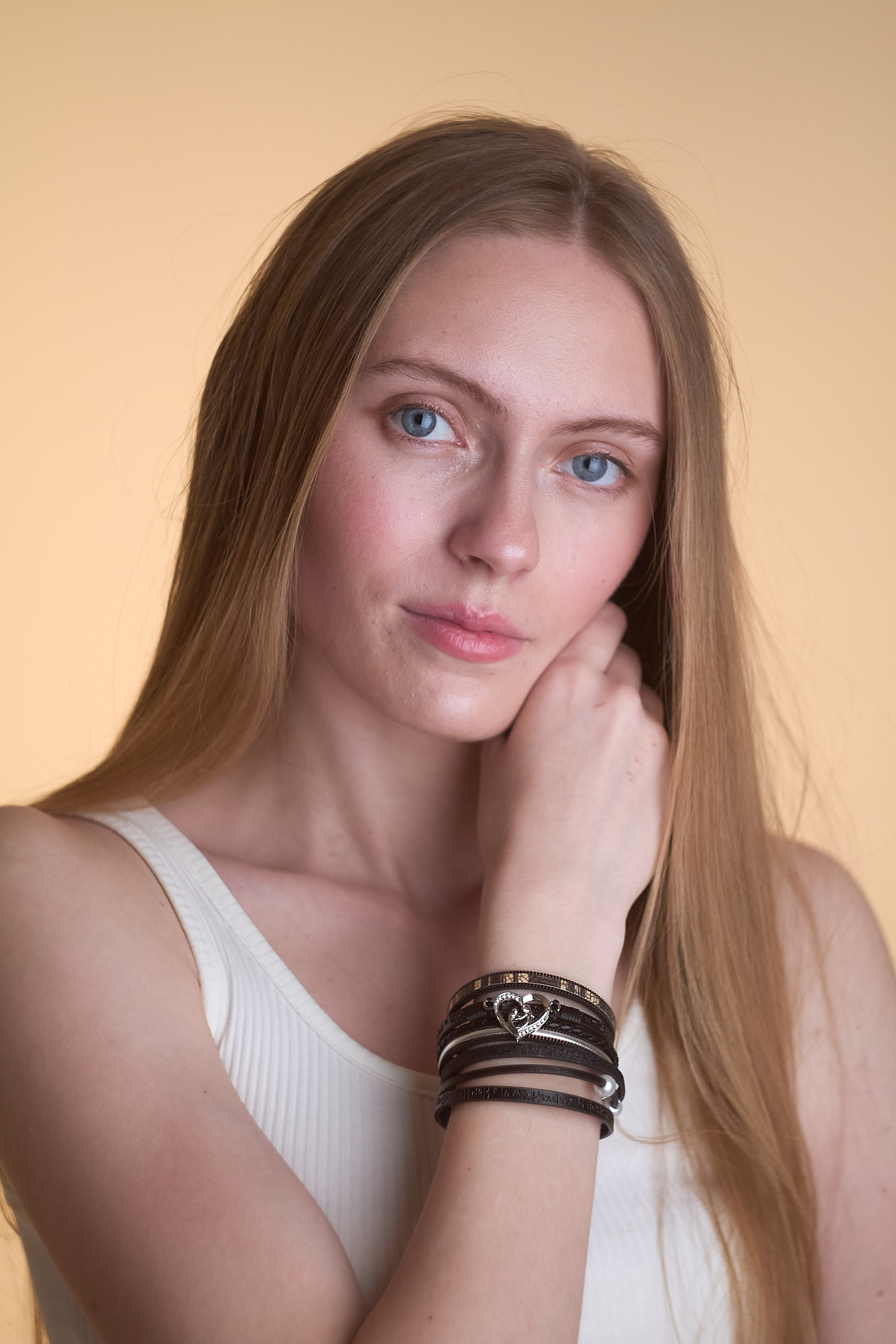 Женские браслеты. Фотограф Новосибирск