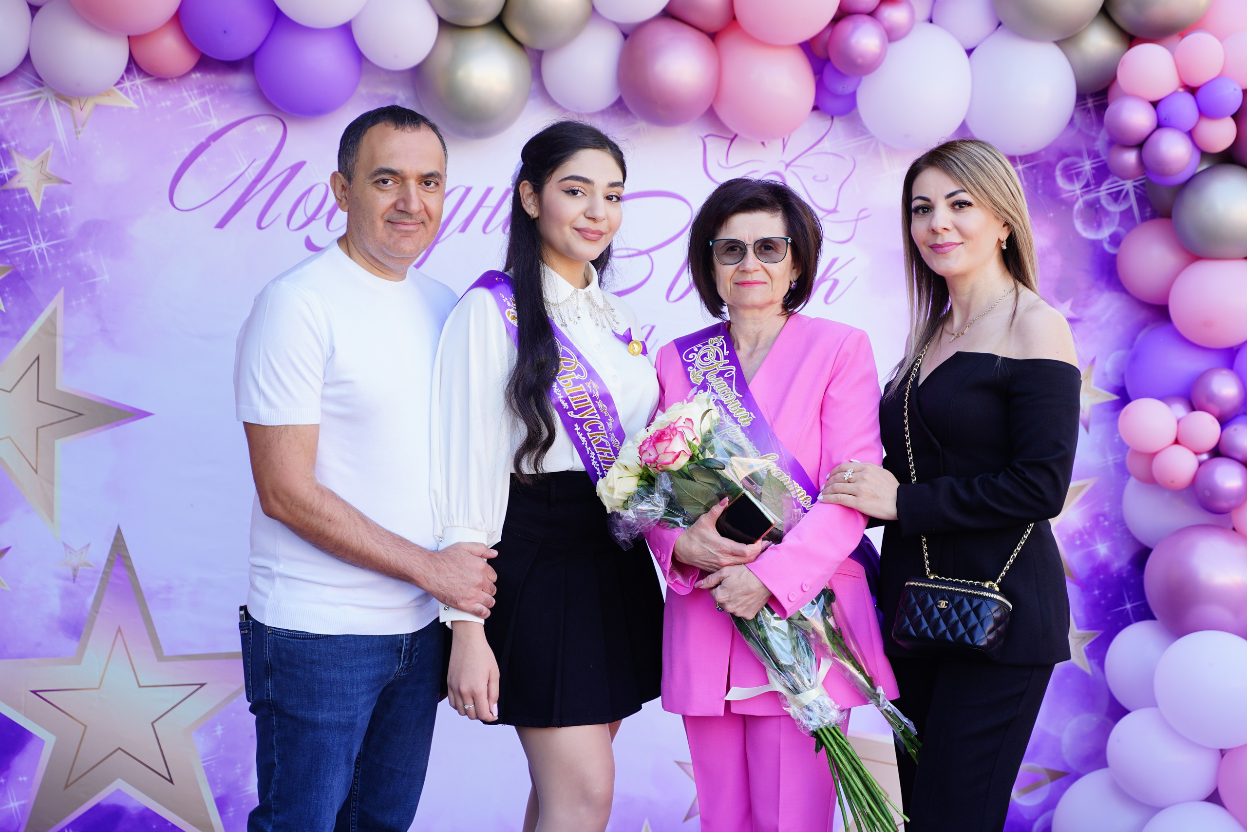 Последний звонок. MEMENTO.Выпускные альбомы, школьные, юбилейные и другие книги. Ростов-на-Дону