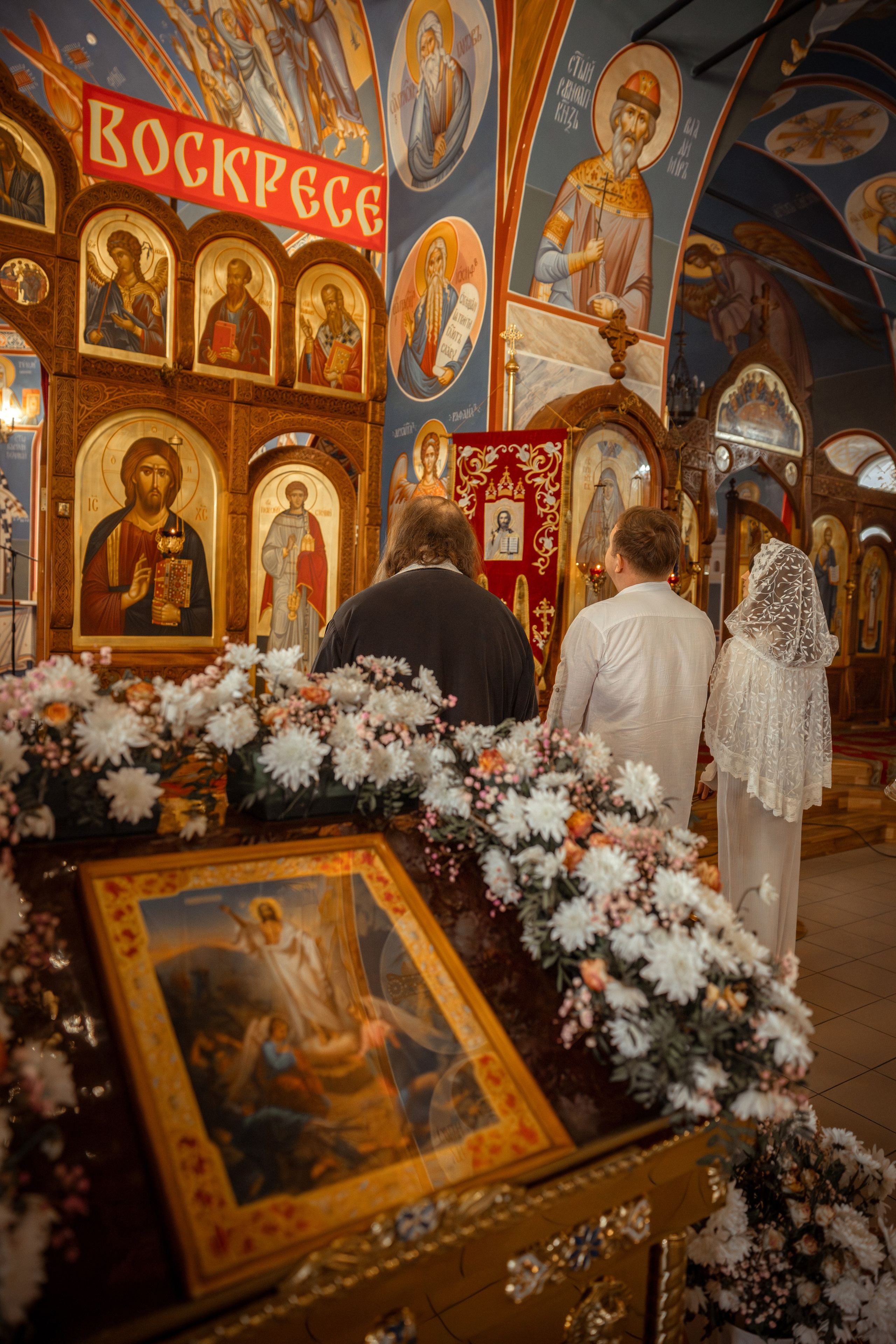 Таинство Крещения младенца в храме в честь святой преподобномученицы великой княгини Елисаветы (г.Белоусово). Надежда Стар семейный и церковный фотограф в Жукове и Калужской области