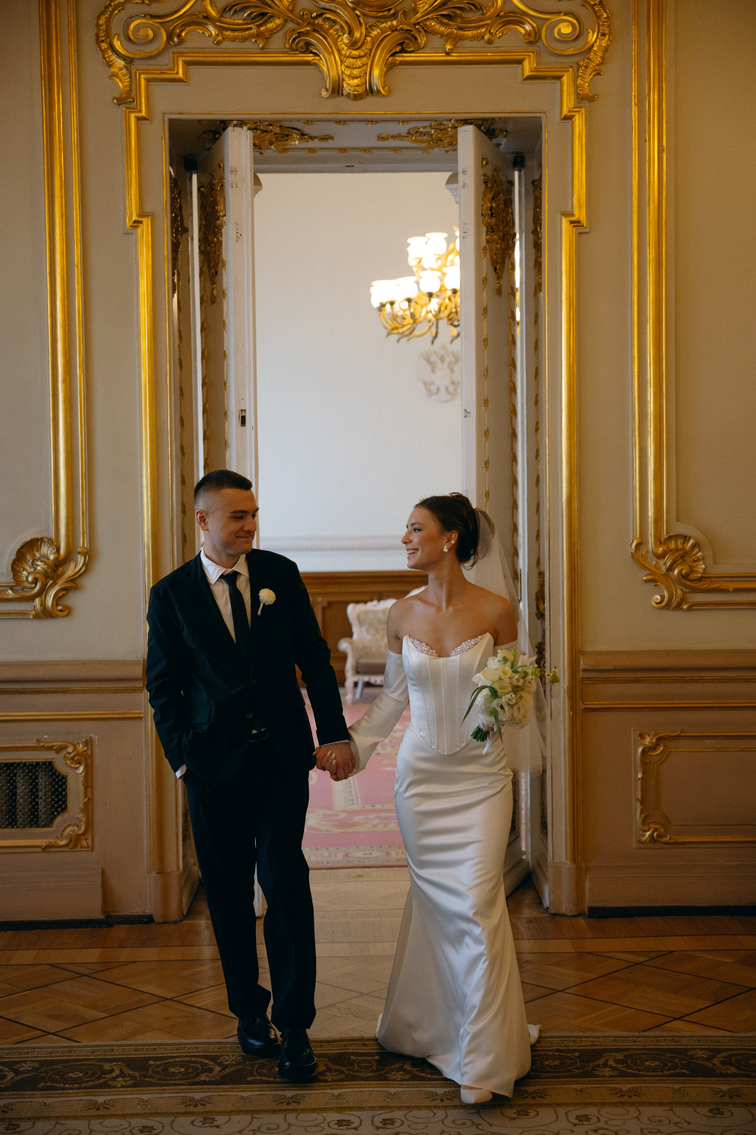 Только вдвоем под небом Петербурга. Свадебный фотограф Таня Караисаева