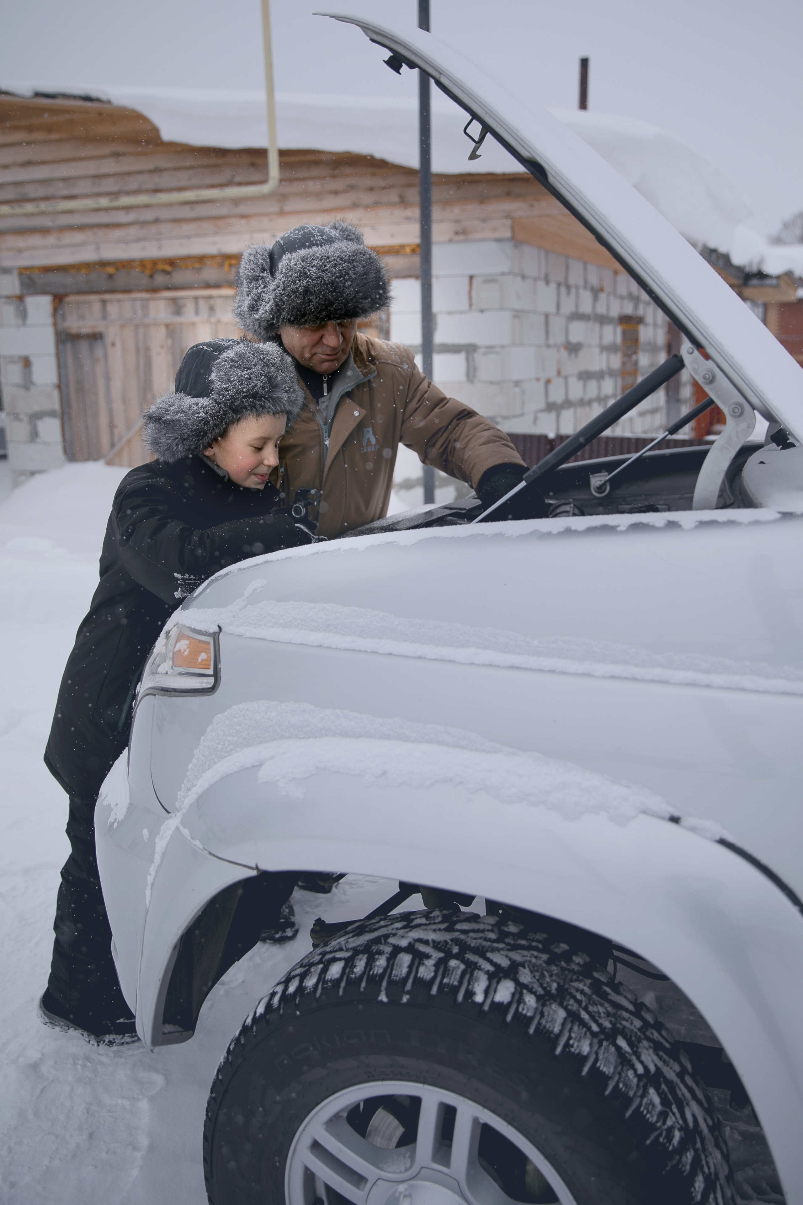 Внук и дедушка. Семейный и детский фотограф София Шарабурко, Томская область