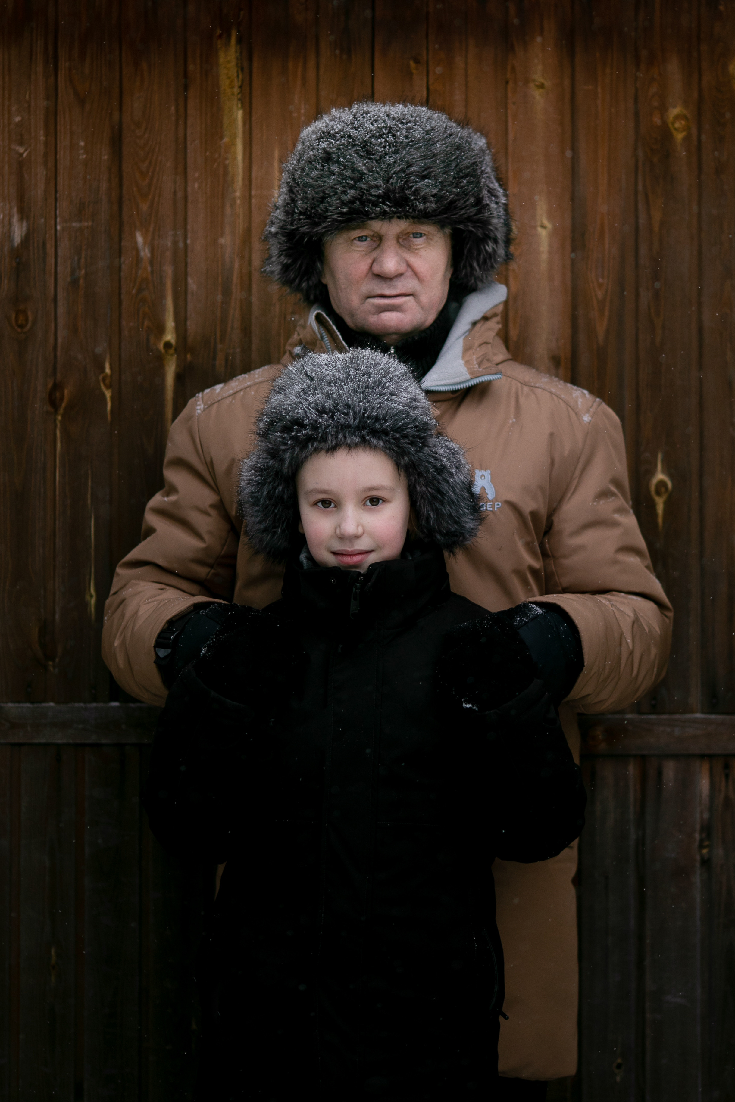 Внук и дедушка. Семейный и детский фотограф София Шарабурко, Томская область