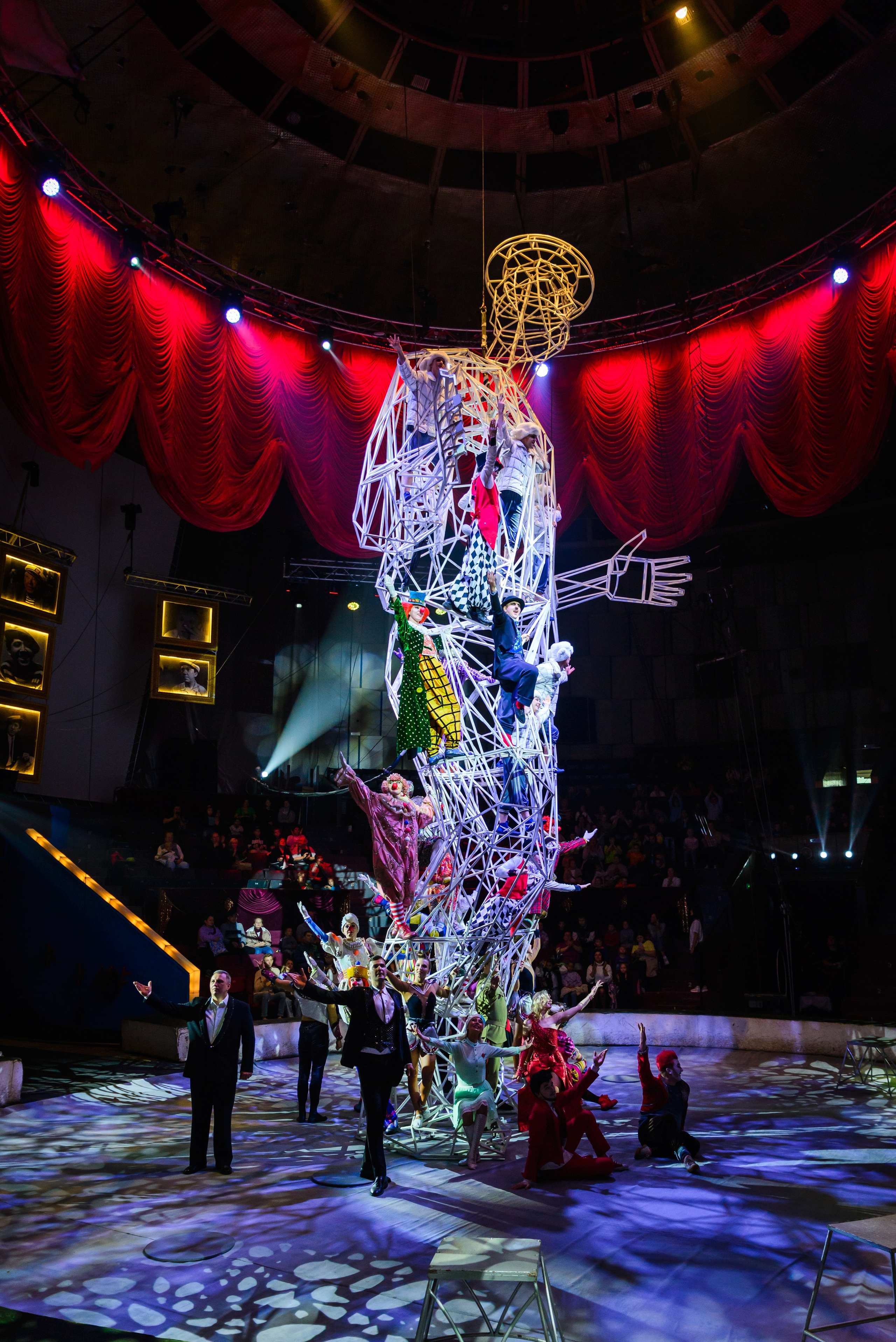 Пермский государственный цирк. Фотограф в Ханты-Мансийске Евгений Жуланов