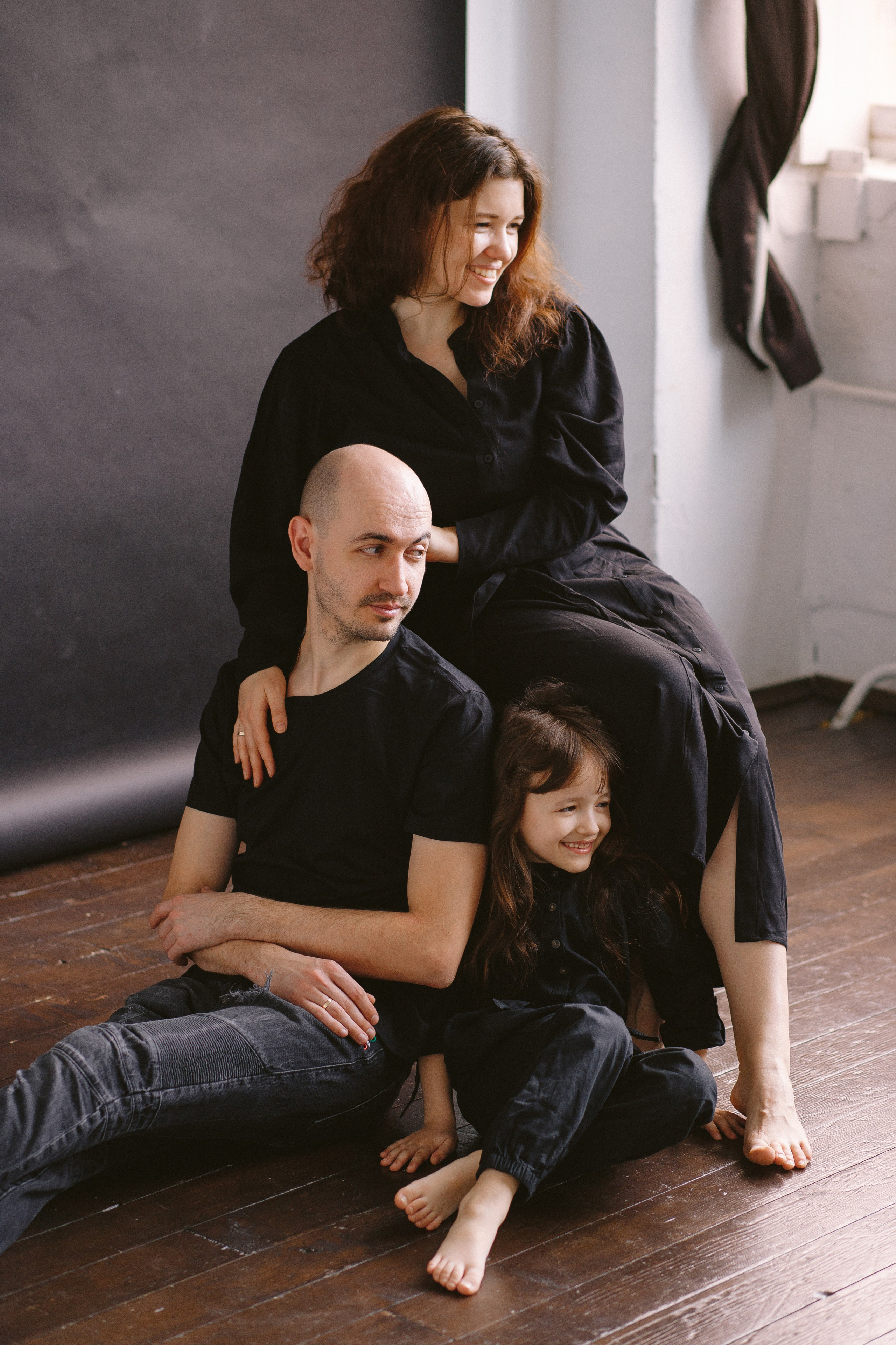 Лера с мамой, папой и Бусей