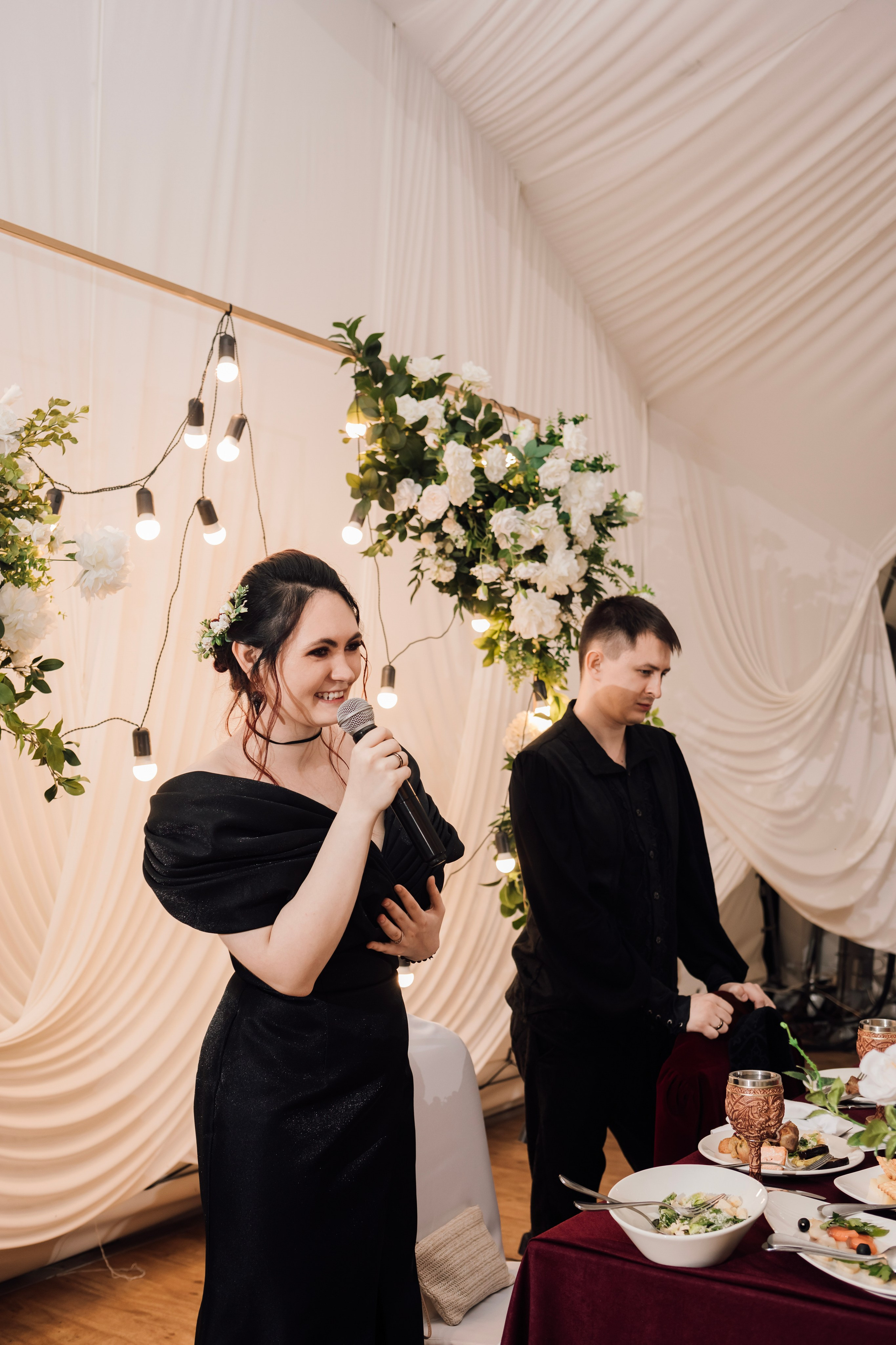 Маргарита и Артем. Свадьба в стиле средневекового пира в шатре. Свадебный и семейный фотограф в Москве Евгения Лисина