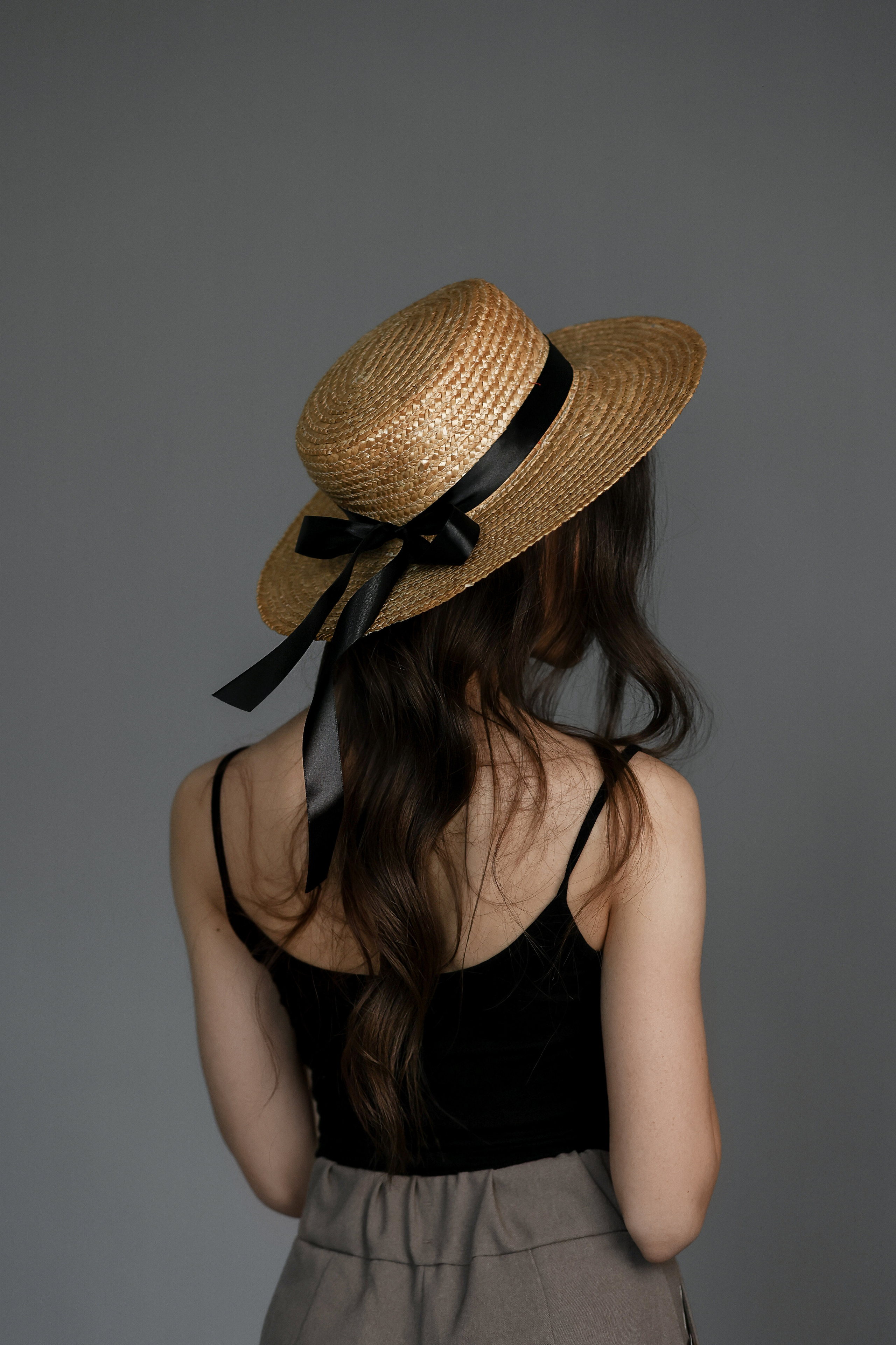 На сером фоне. Фотограф в Самаре Мальтеева Эльвира