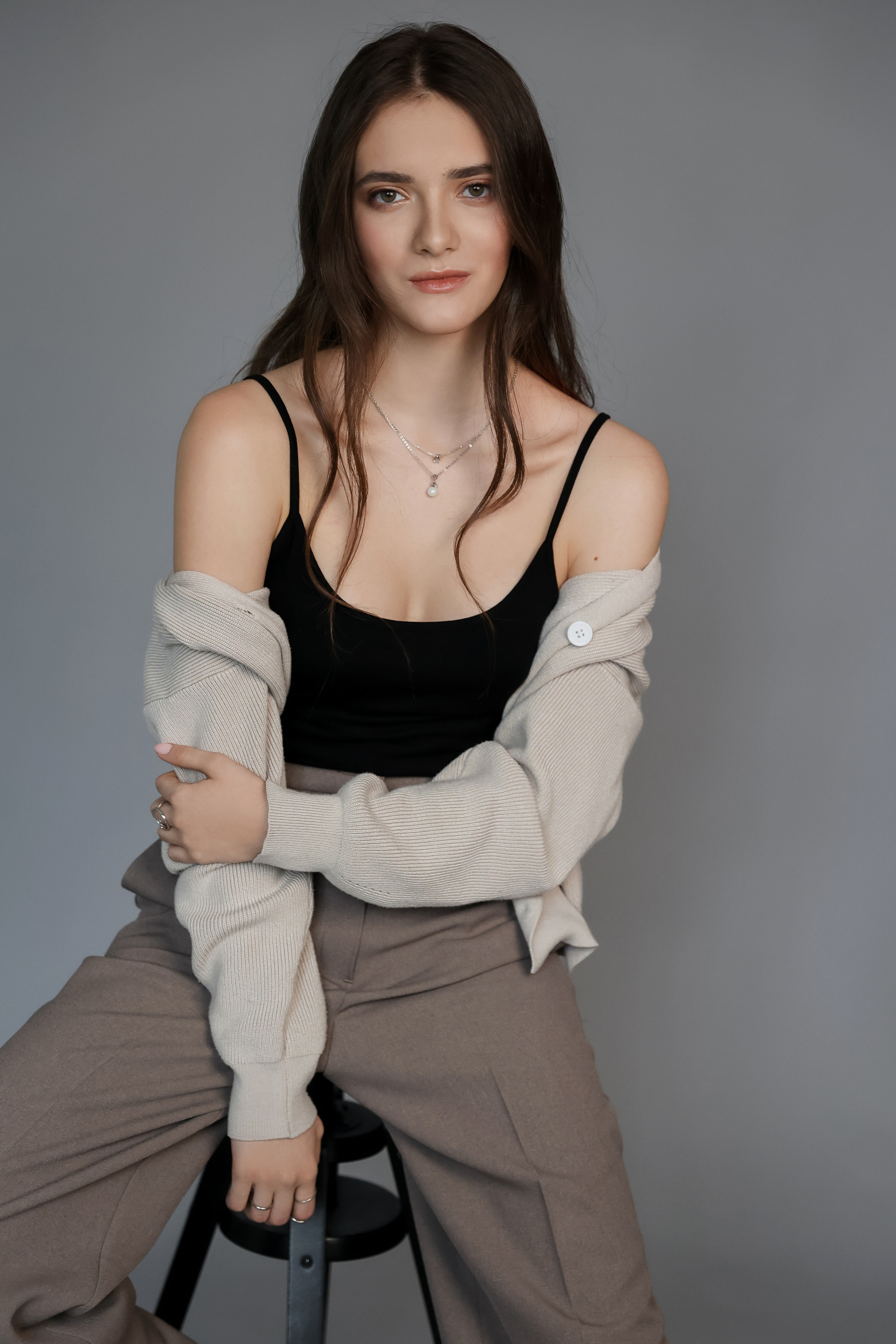 На сером фоне. Фотограф в Самаре Мальтеева Эльвира