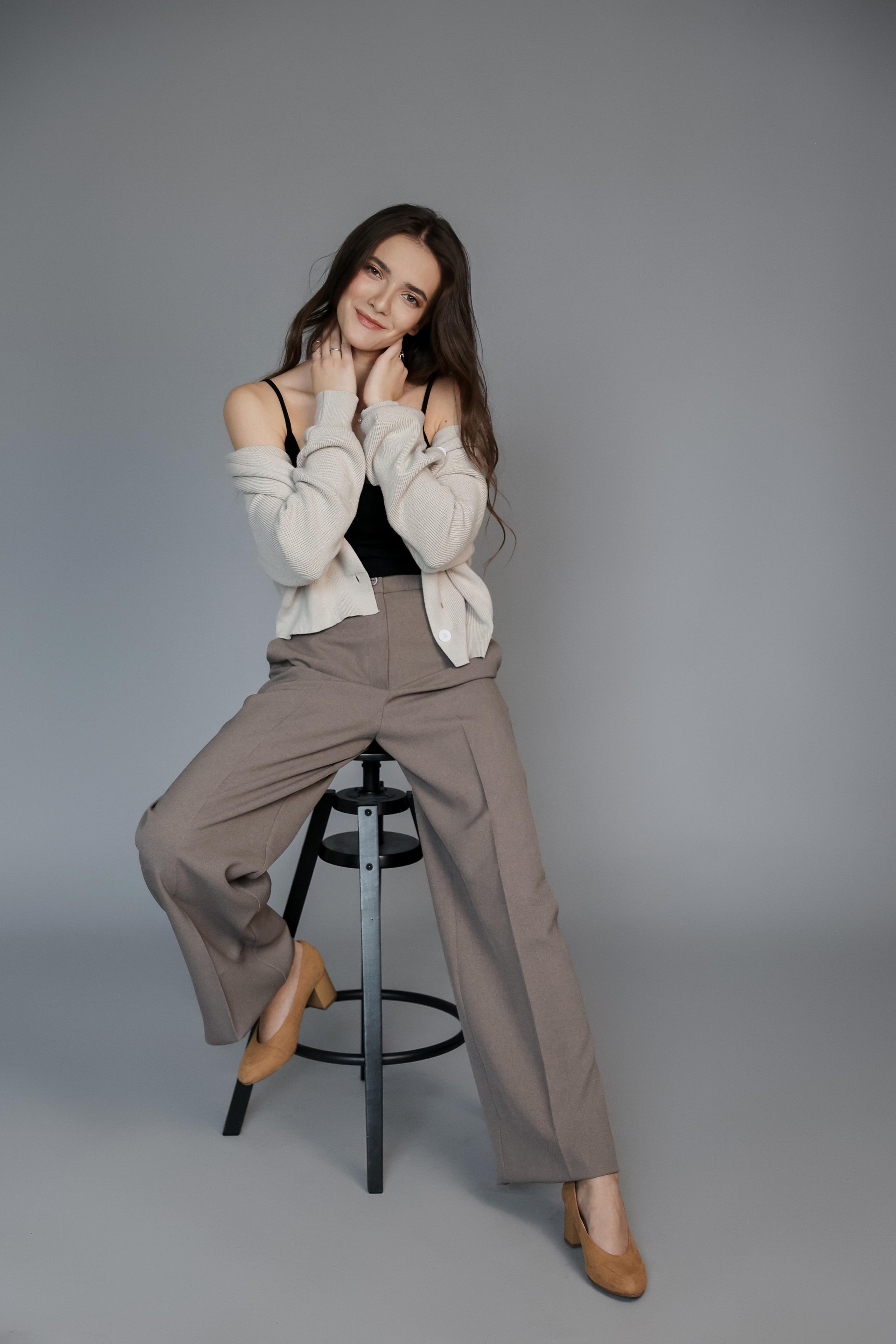 На сером фоне. Фотограф в Самаре Мальтеева Эльвира