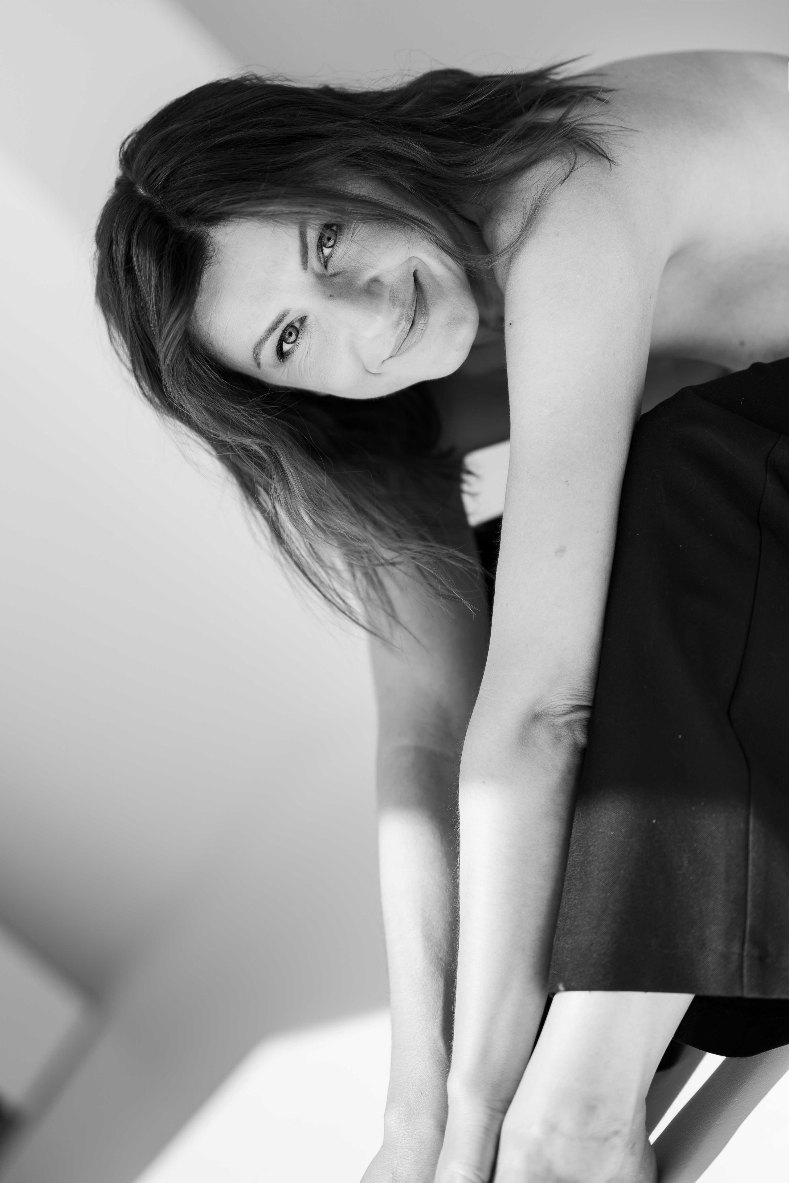 Женский портрет 35+. Женский портретный фотограф 35+ Воронеж. Добро пожаловать в магию ЧБ портрета