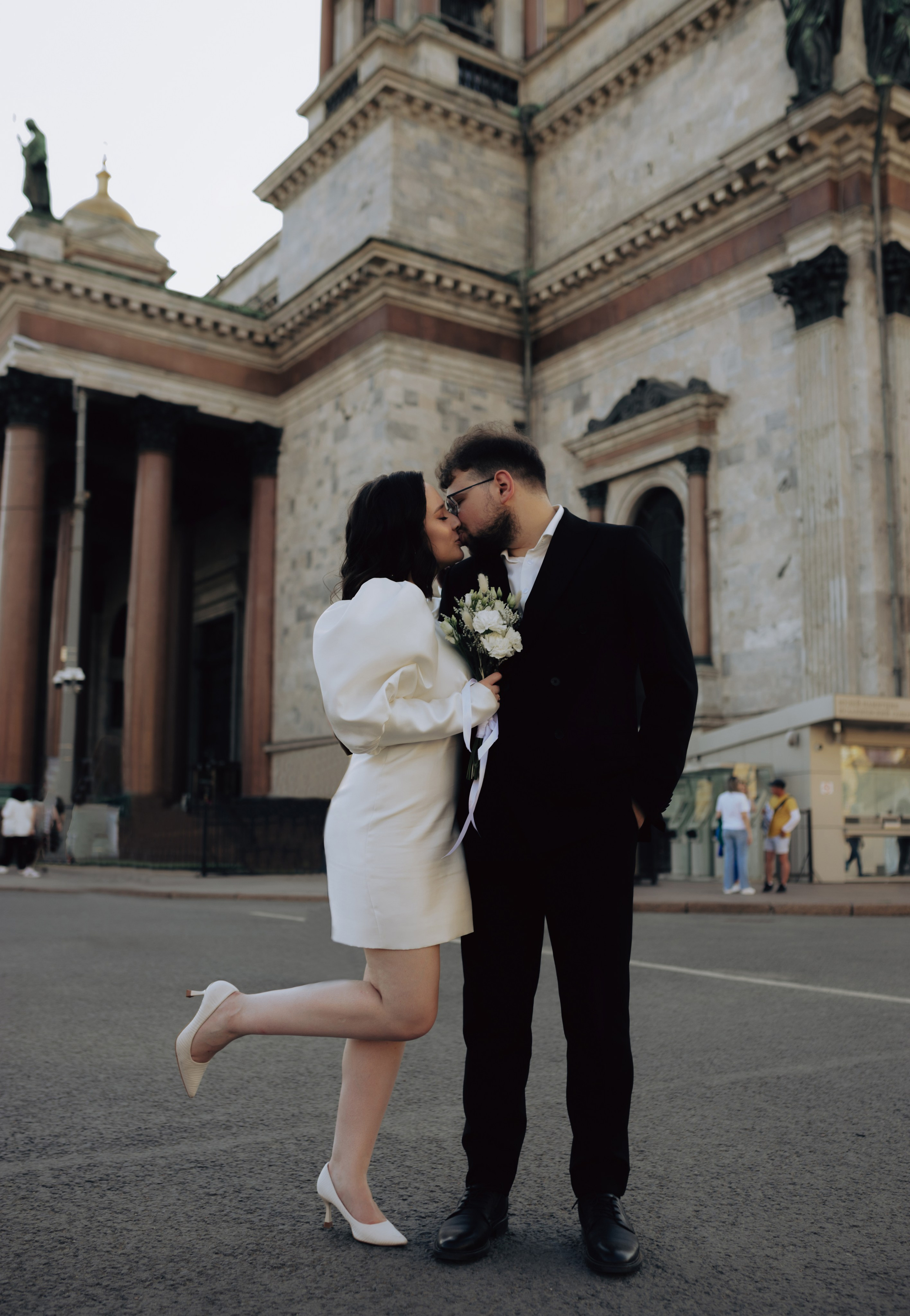 Свадебная фотосессия в первом дворце бракосочетания. Свадебный фотограф в Санкт-Петербурге Анна Суровцева