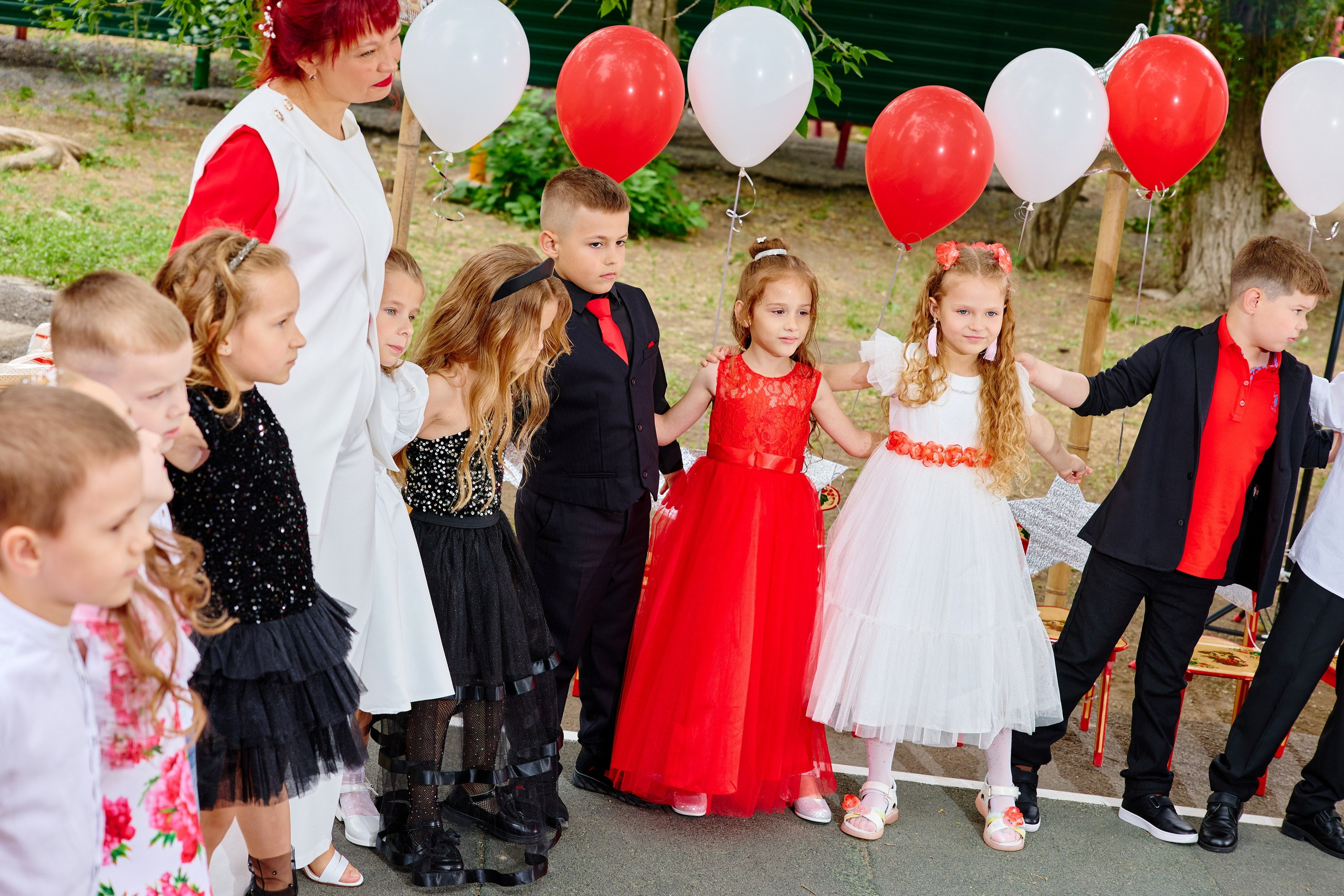 Выпускной 45 сад. Фотограф Выпускные альбомы Таганрог Сергей Коробченко