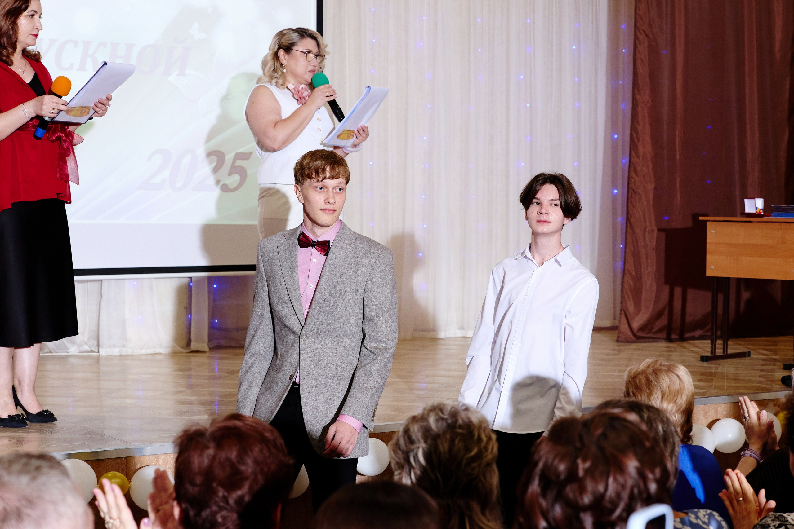 Выпускной 35 Сош. Фотограф Выпускные альбомы Таганрог Сергей Коробченко